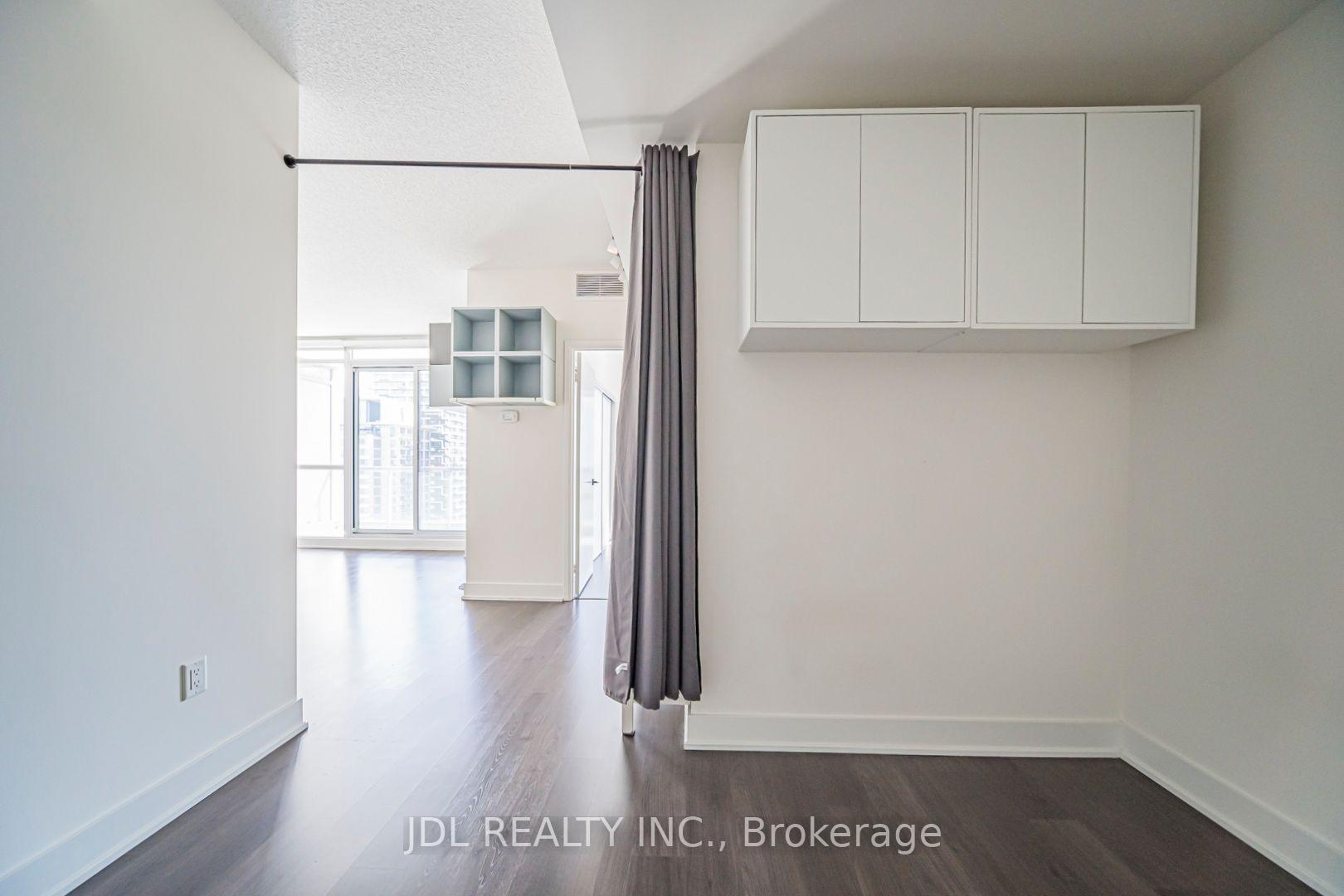 Photo 12 of Unit 2309, 30 Roehampton Avenue, Toronto, Mount Pleasant West — HOMEH