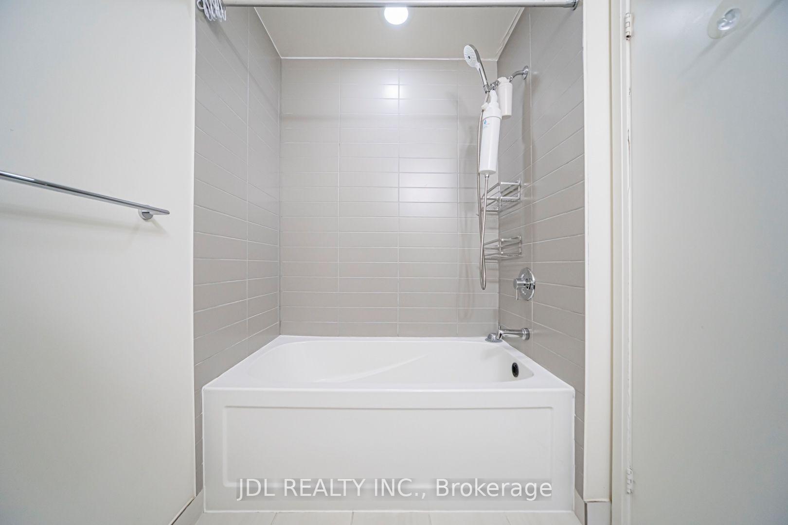 Photo 29 of Unit 2309, 30 Roehampton Avenue, Toronto, Mount Pleasant West — HOMEH