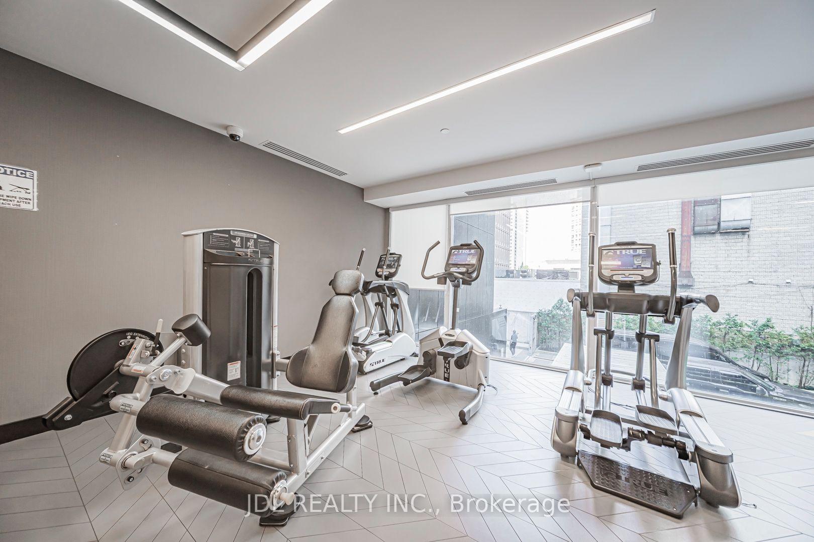 Photo 24 of Unit 2309, 30 Roehampton Avenue, Toronto, Mount Pleasant West — HOMEH