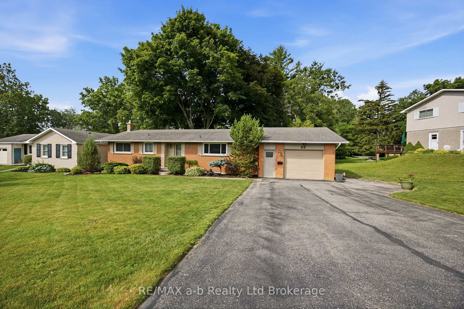Photo 1 of 88 Hillside Avenue, Norfolk, Delhi — HOMEH