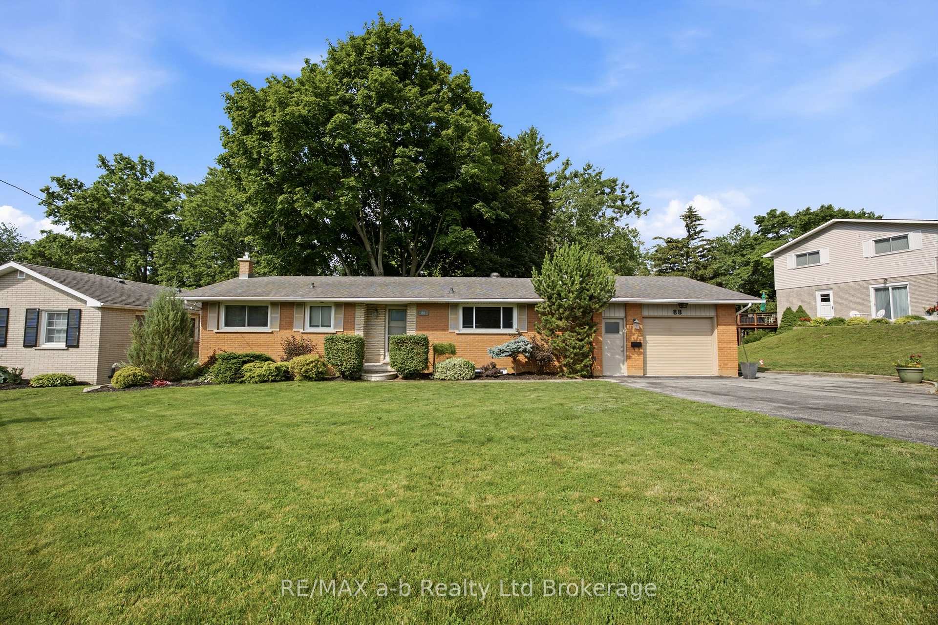 Photo 2 of 88 Hillside Avenue, Norfolk, Delhi — HOMEH