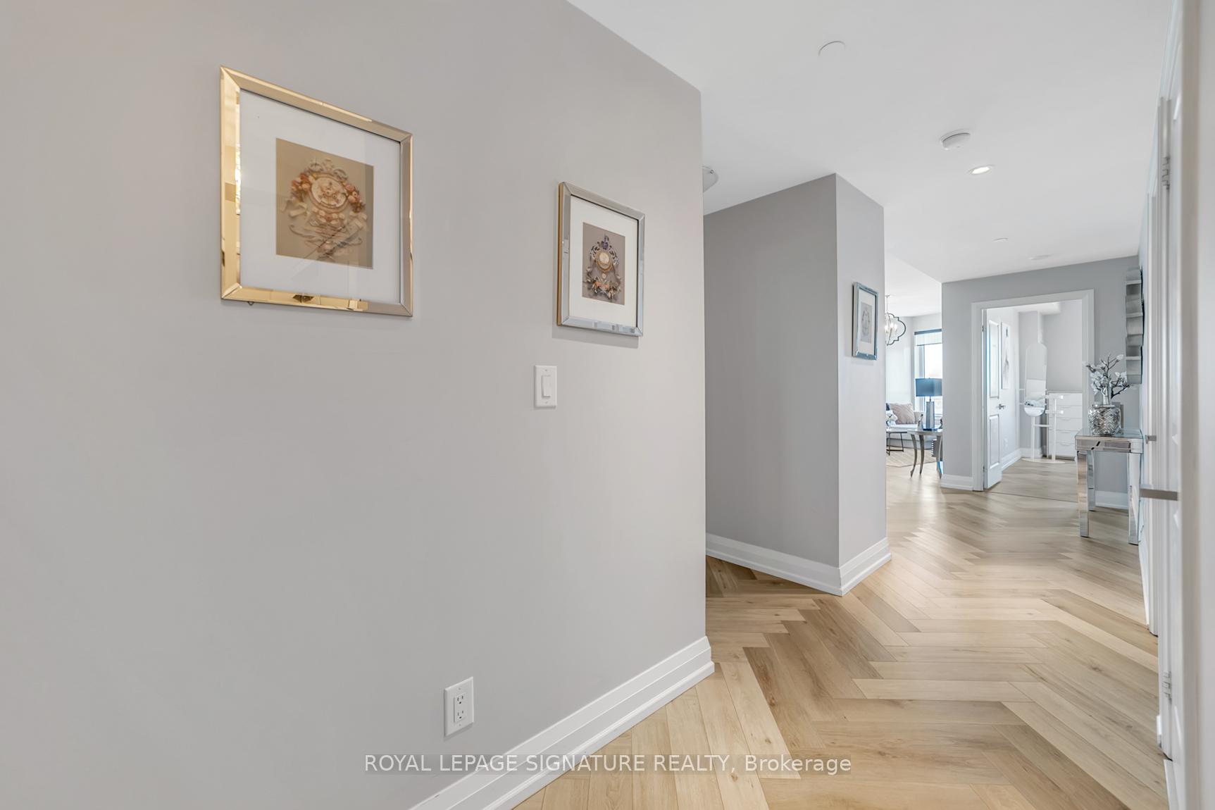 Photo 10 of Unit LPH316, 7161 Yonge Street, Markham, Grandview — HOMEH