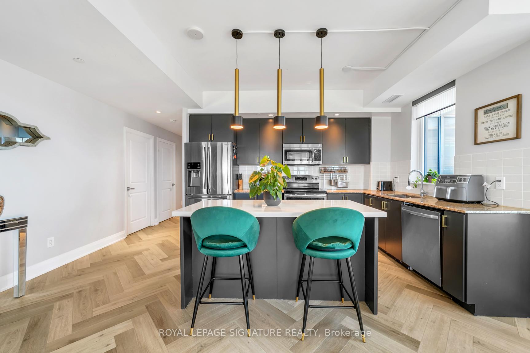 Photo 15 of Unit LPH316, 7161 Yonge Street, Markham, Grandview — HOMEH