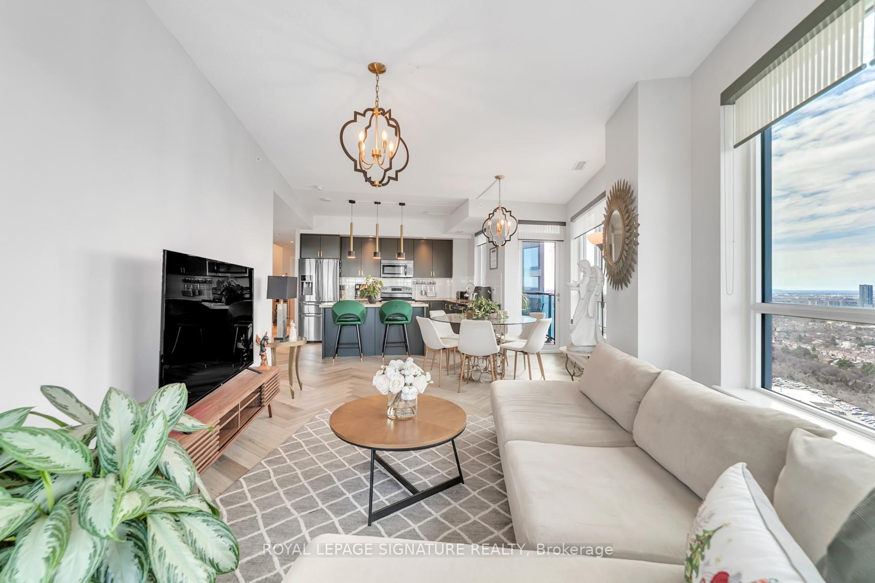 Photo 20 of Unit LPH316, 7161 Yonge Street, Markham, Grandview — HOMEH