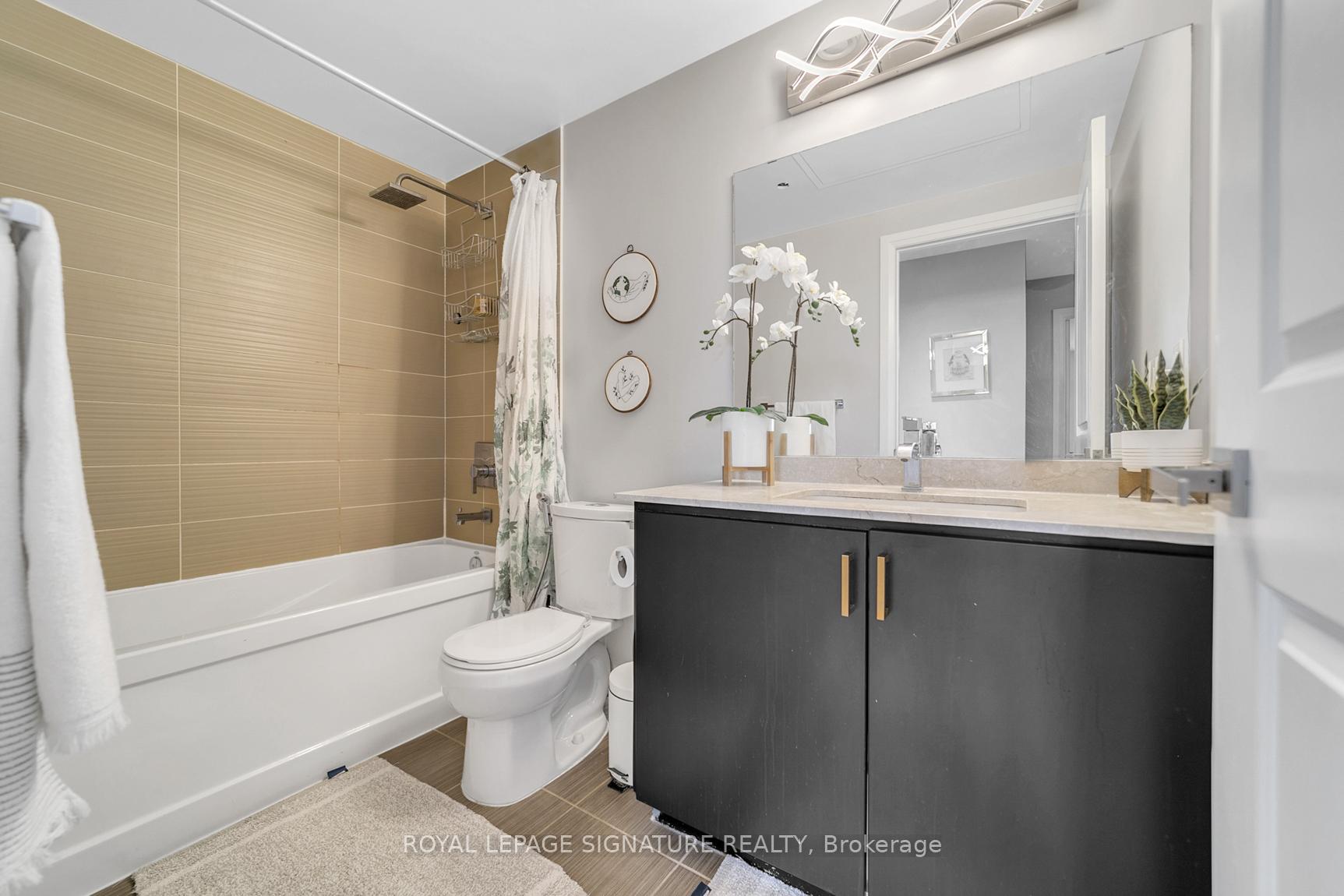 Photo 29 of Unit LPH316, 7161 Yonge Street, Markham, Grandview — HOMEH