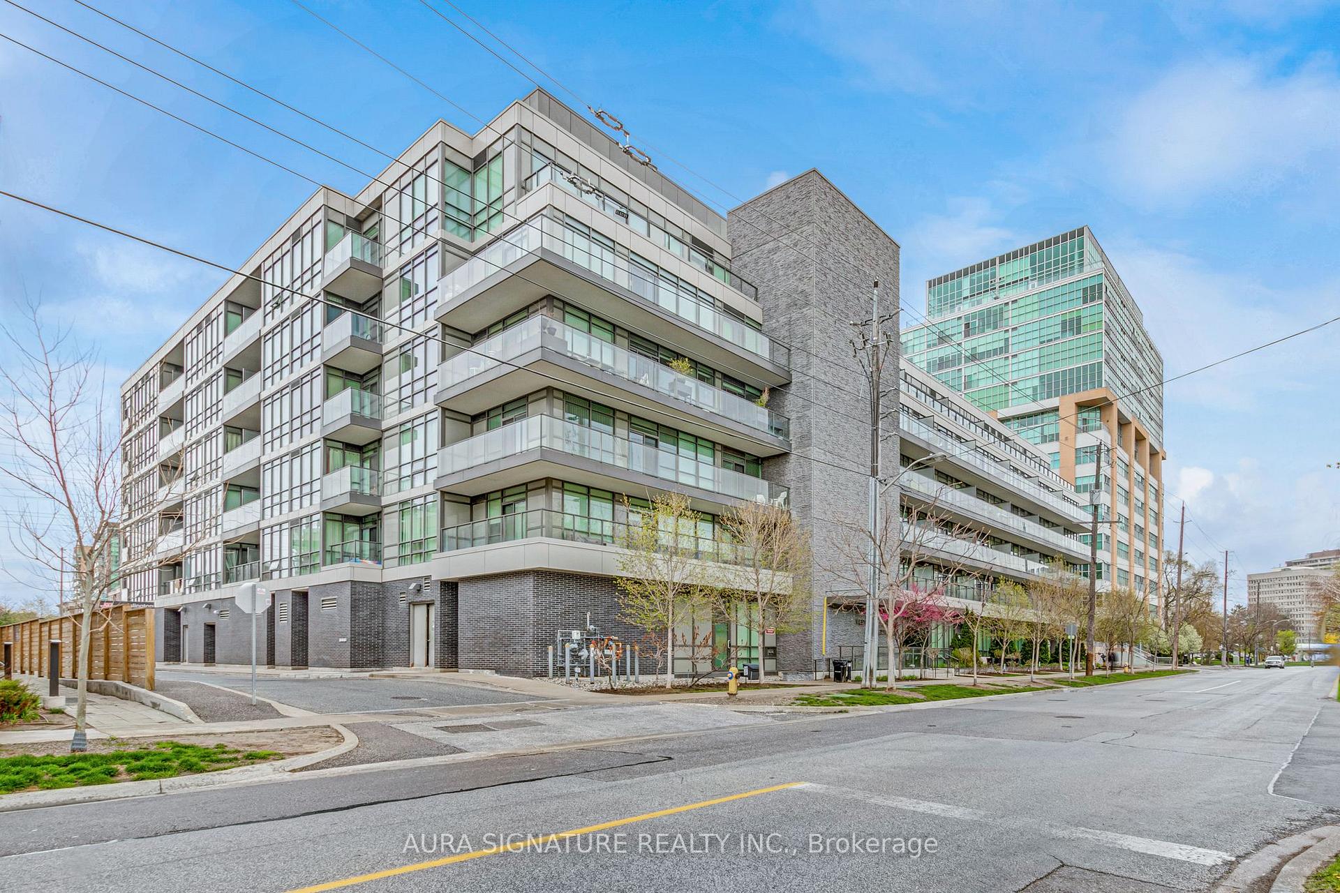 Photo 3 of Unit 612, 8 Fieldway Road, Etobicoke, Islington-City Centre West — HOMEH