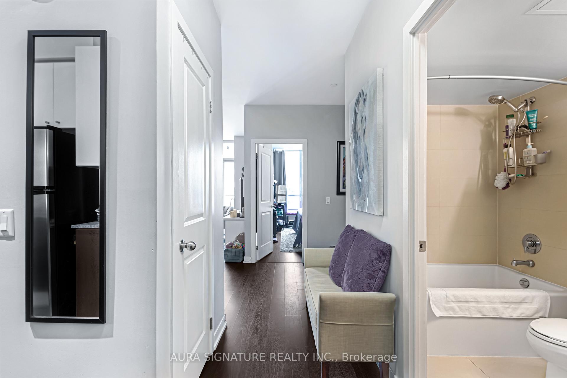 Photo 10 of Unit 612, 8 Fieldway Road, Etobicoke, Islington-City Centre West — HOMEH