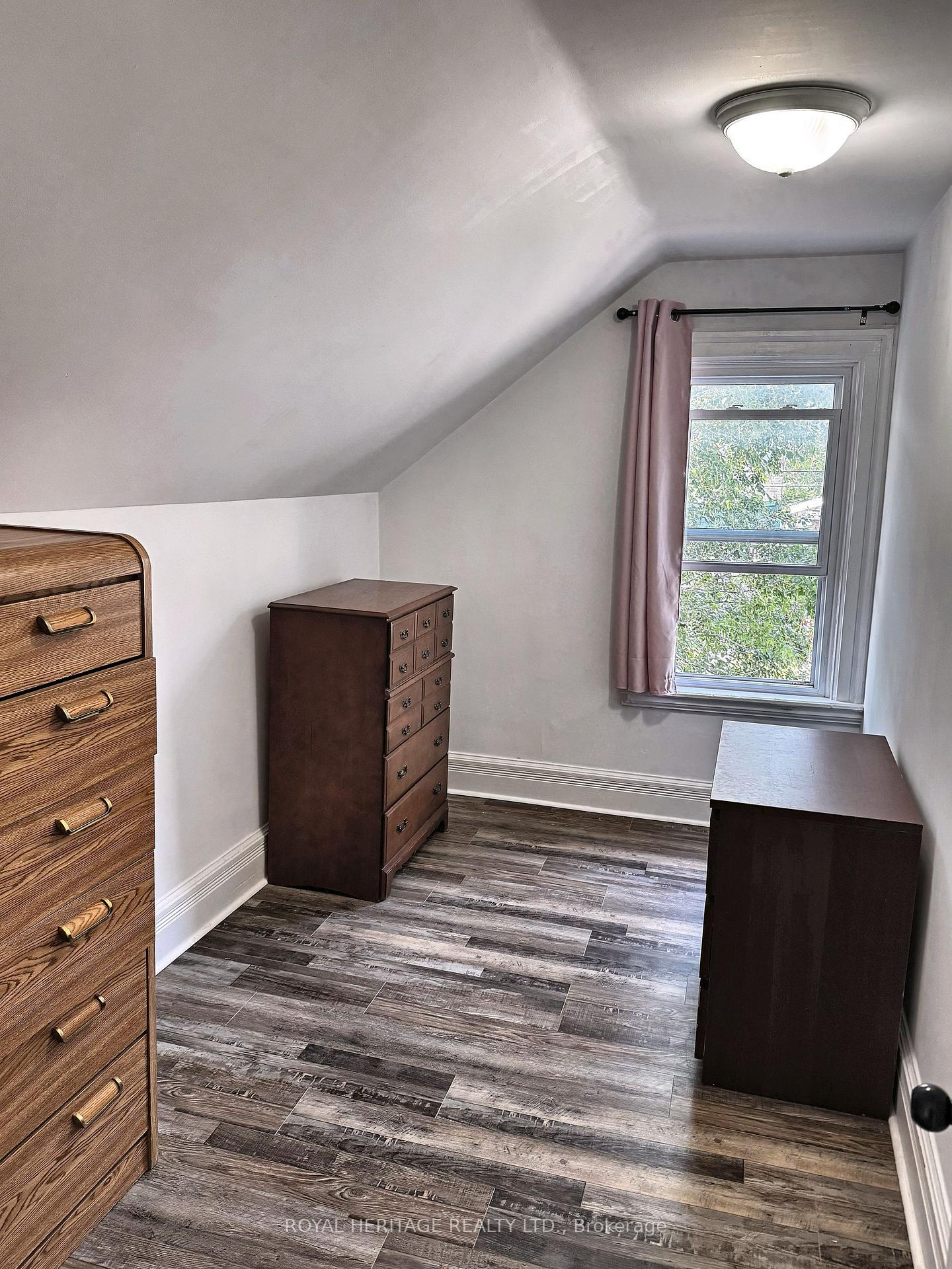 Photo 13 of 505 Paterson Street, Peterborough, Town Ward 3 — HOMEH