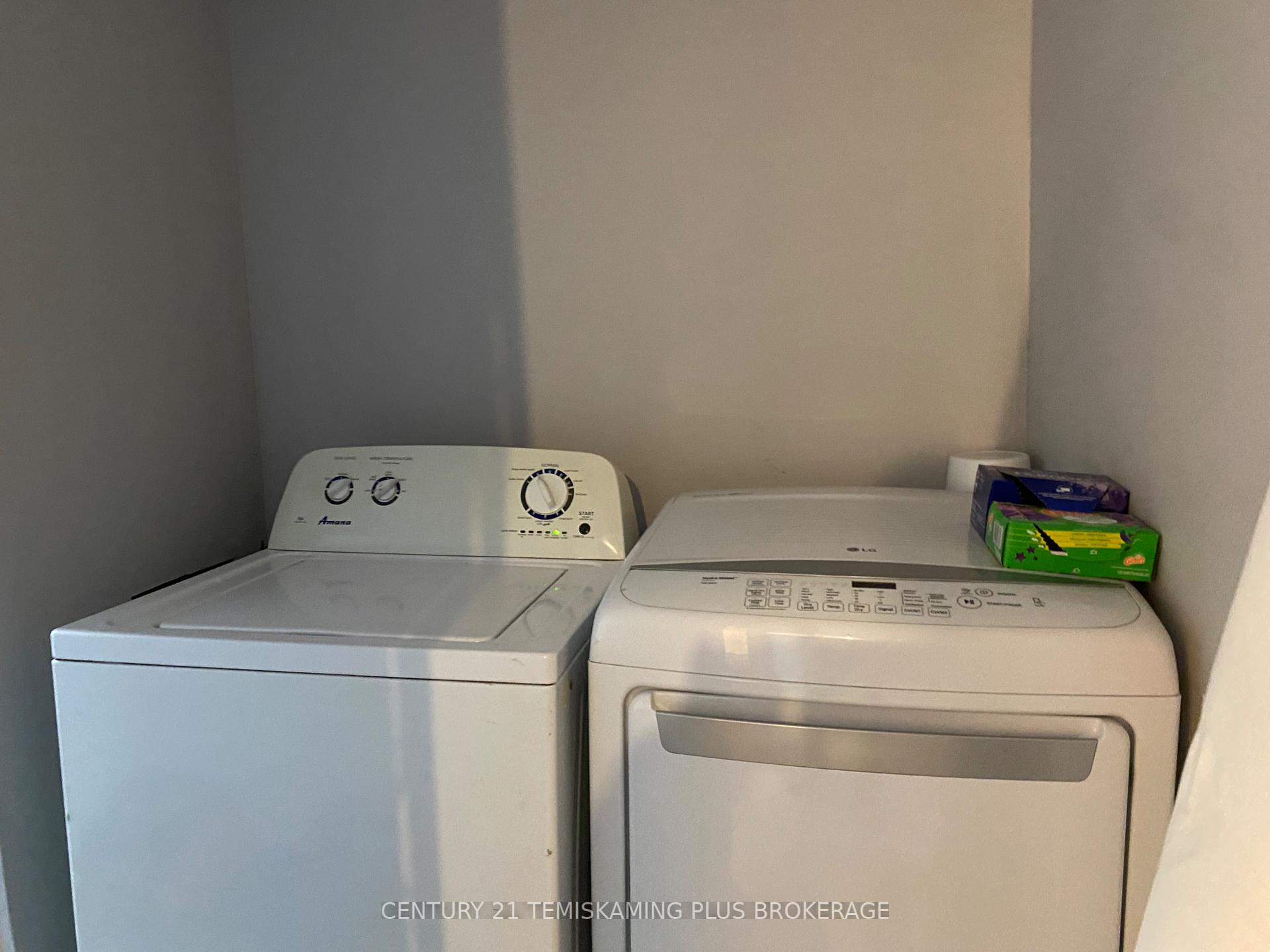 Photo 11 of 31 Grandview Avenue, Cobalt — HOMEH