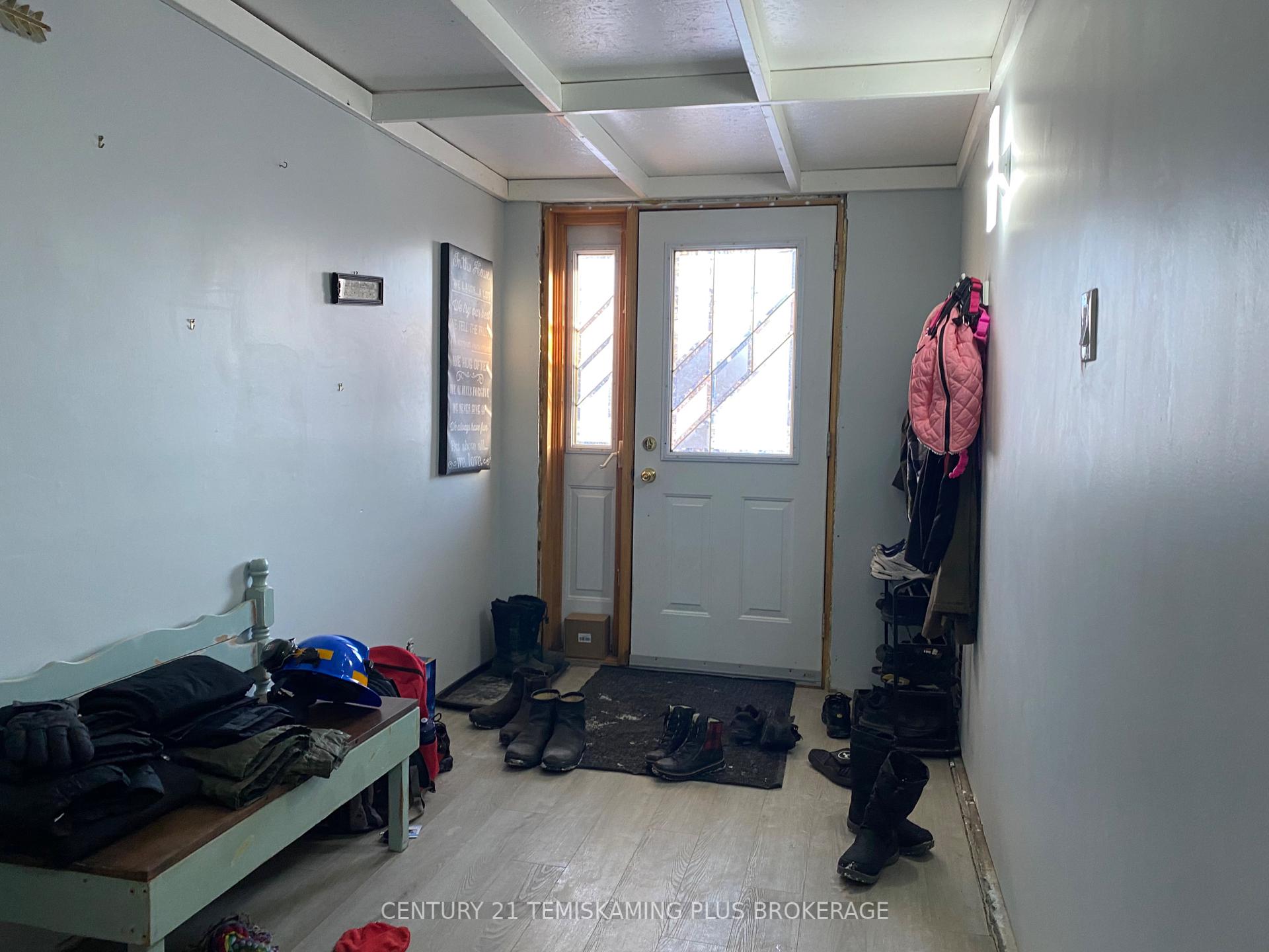 Photo 26 of 31 Grandview Avenue, Cobalt — HOMEH
