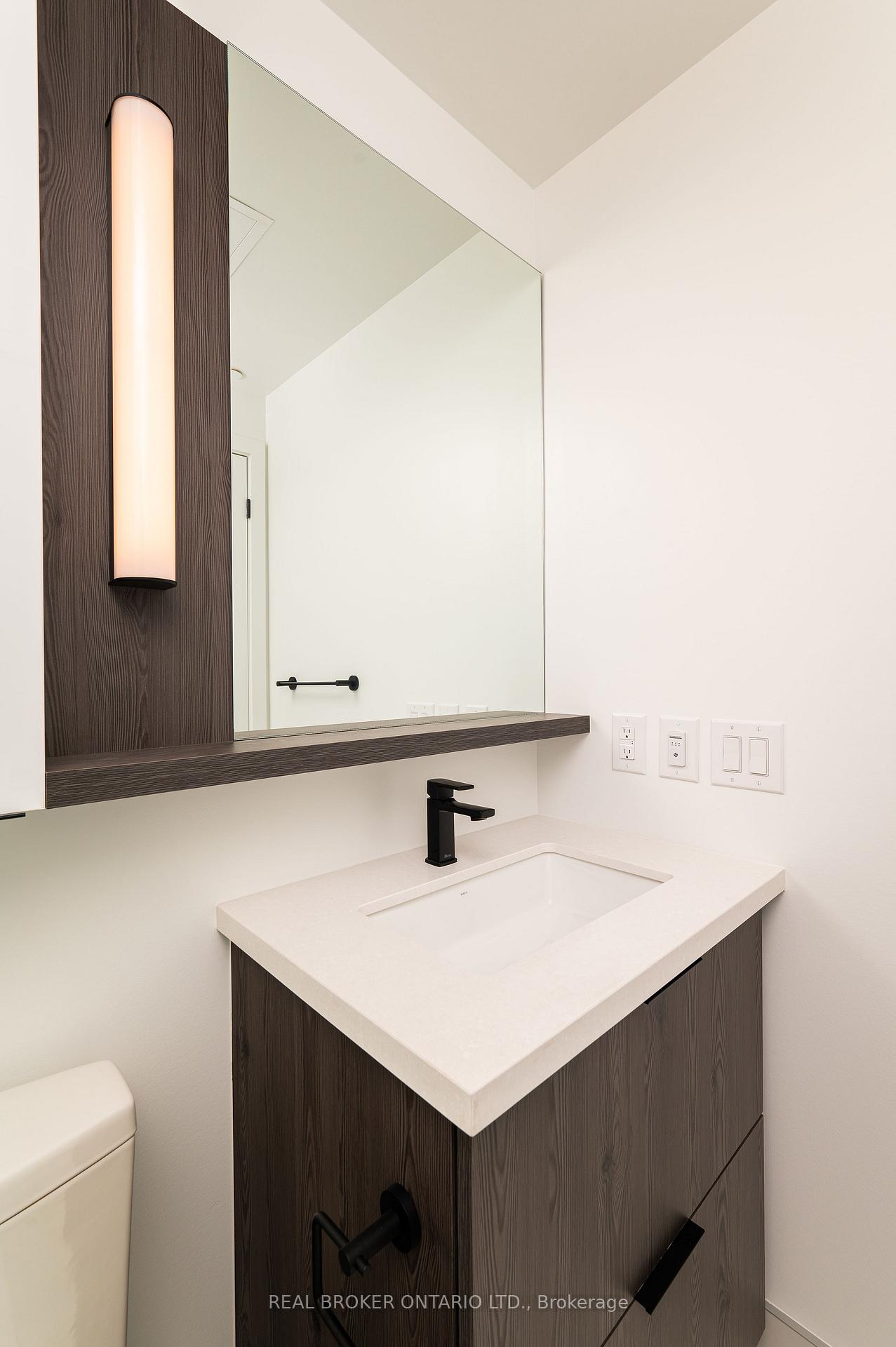 Photo 13 of Unit 2308, 5 Defries Street, Toronto, Regent Park — HOMEH