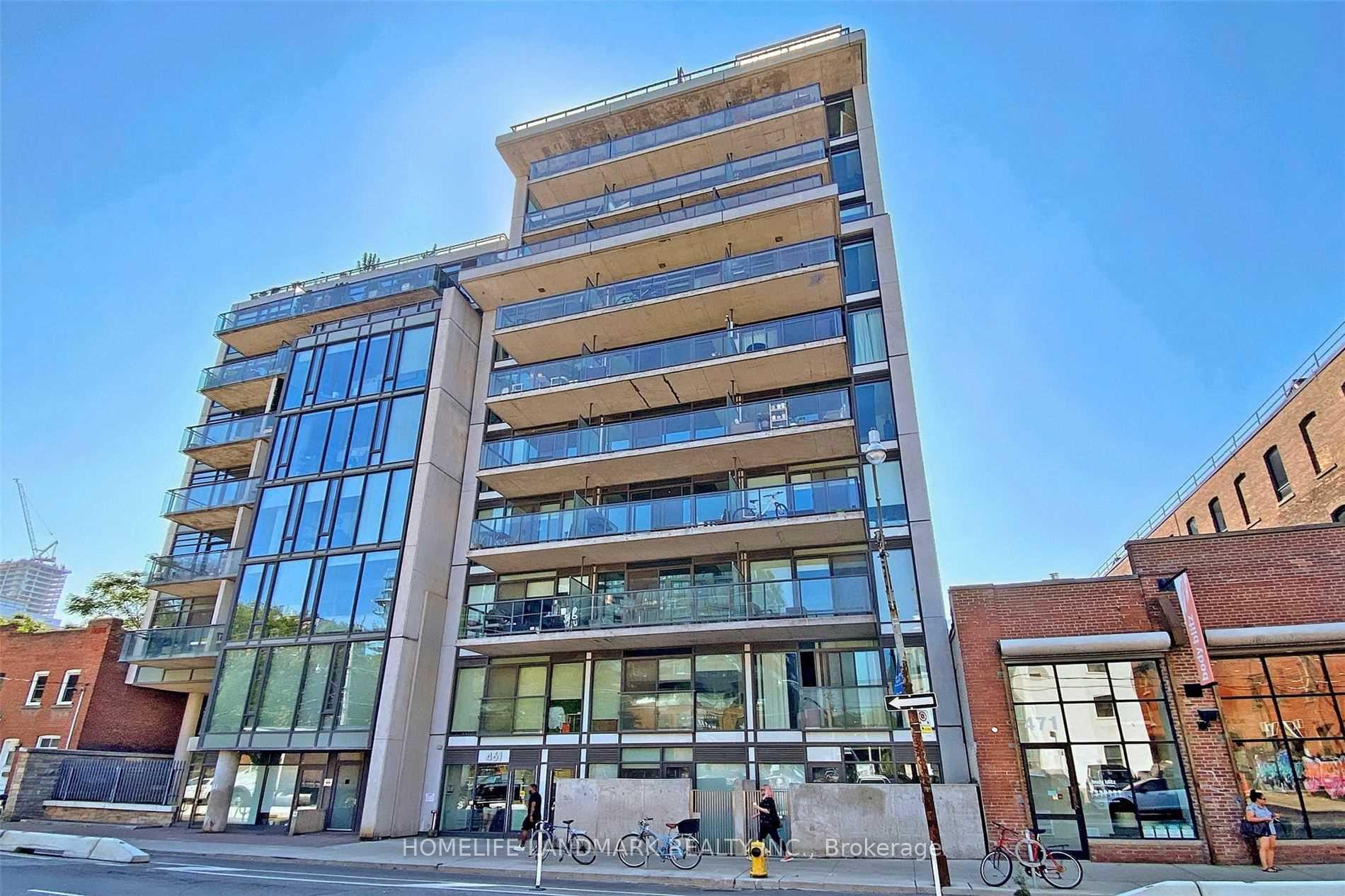 Front of Unit 437, 461 Adelaide Street W
