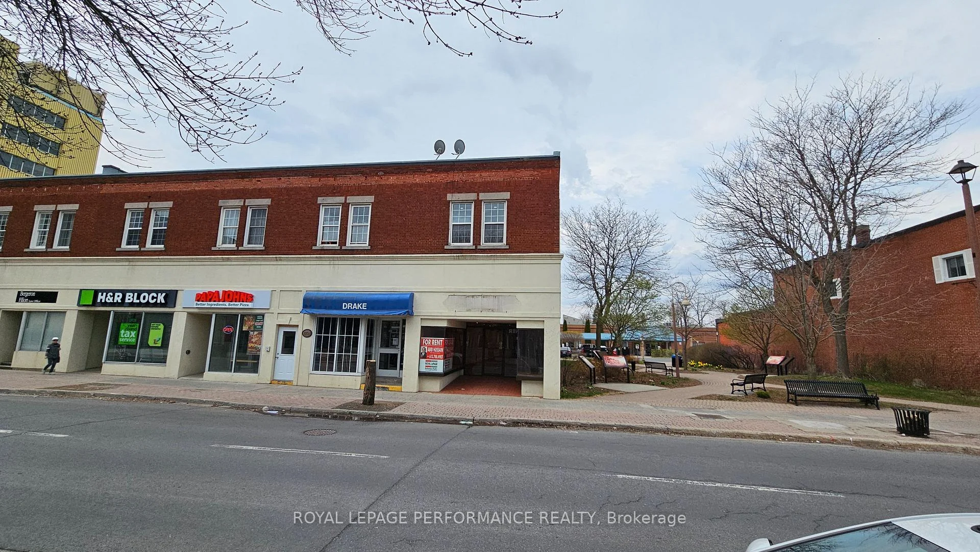 Photo 3 of Unit 6, 224A Pitt Street S, Cornwall, Cornwall — HOMEH