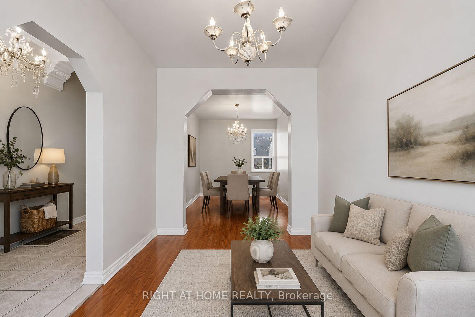 Photo 4 of 7 Andrews Avenue, Toronto, Trinity-Bellwoods — HOMEH