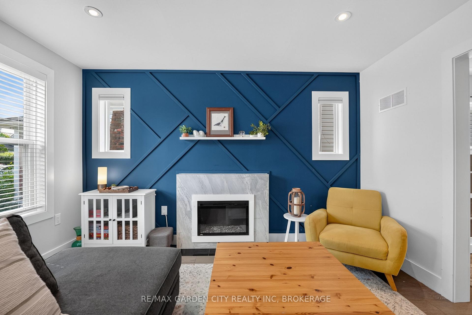 Photo 4 of 144 Highland Avenue, St. Catharines, Old Glenridge — HOMEH