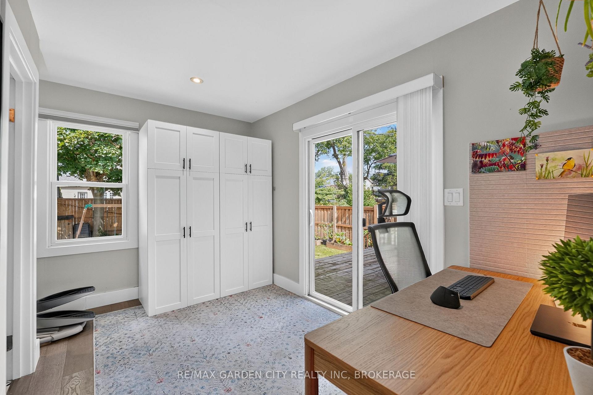 Photo 10 of 144 Highland Avenue, St. Catharines, Old Glenridge — HOMEH