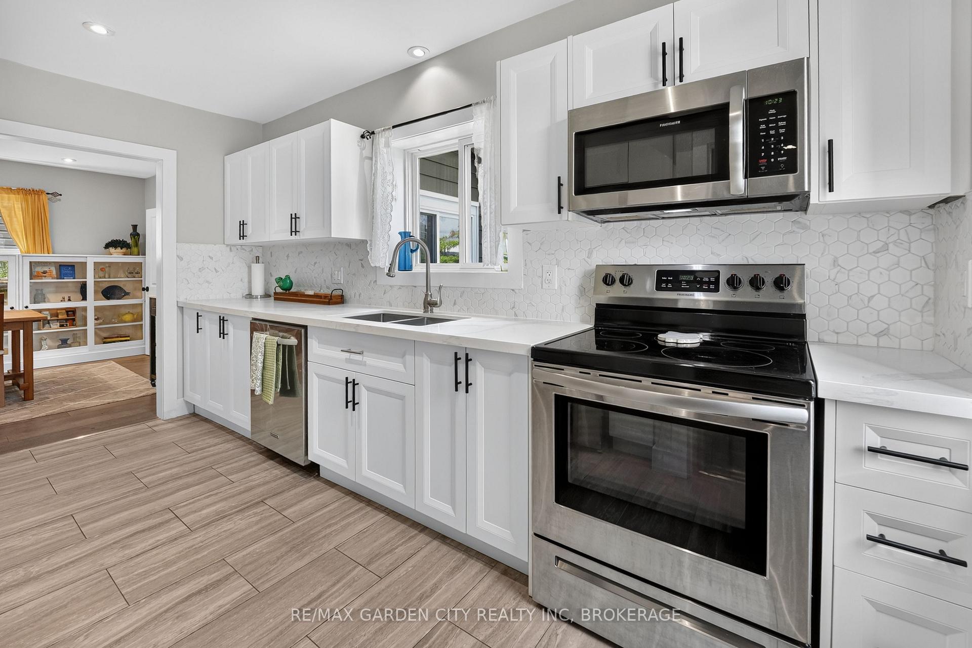 Photo 16 of 144 Highland Avenue, St. Catharines, Old Glenridge — HOMEH