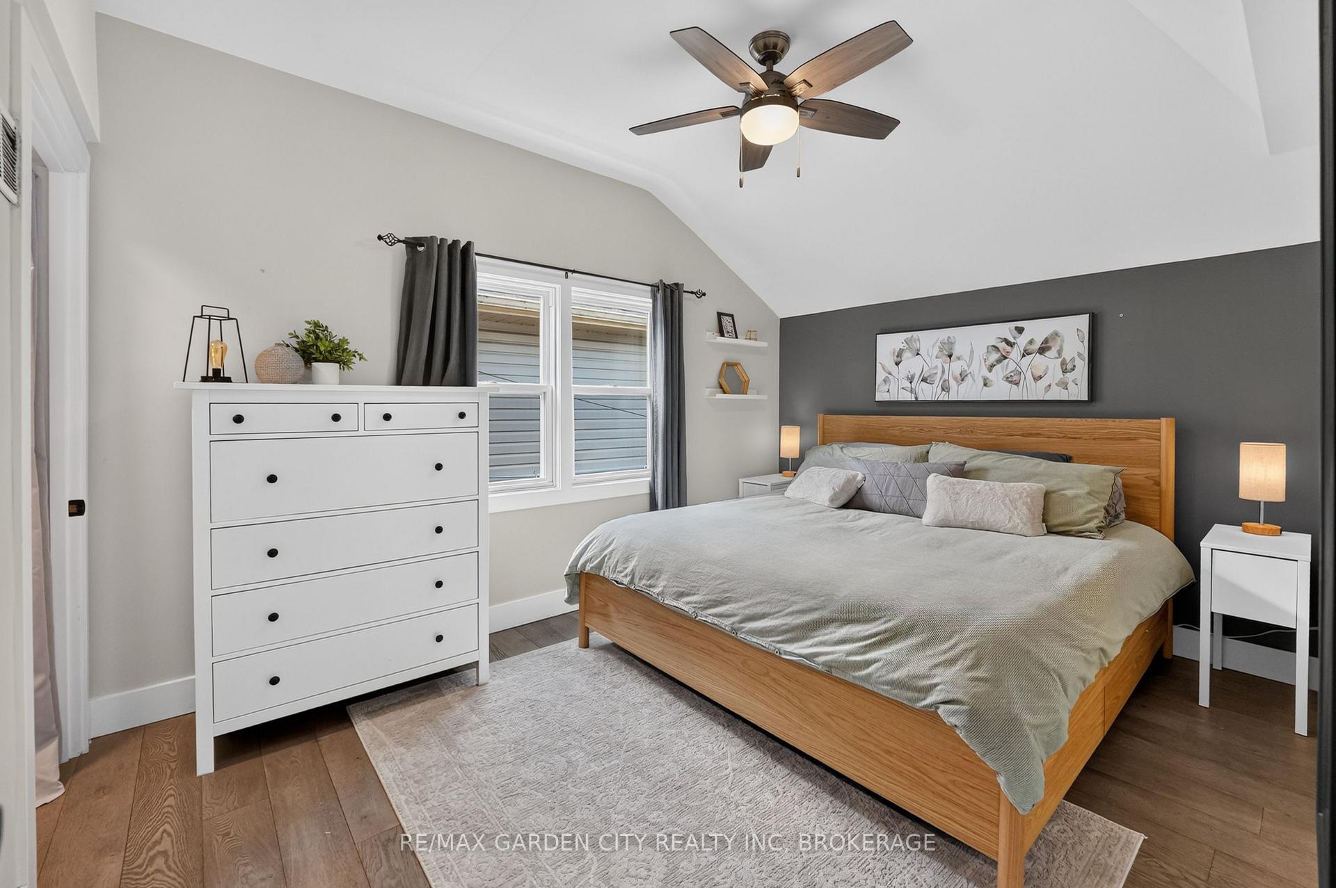 Photo 23 of 144 Highland Avenue, St. Catharines, Old Glenridge — HOMEH