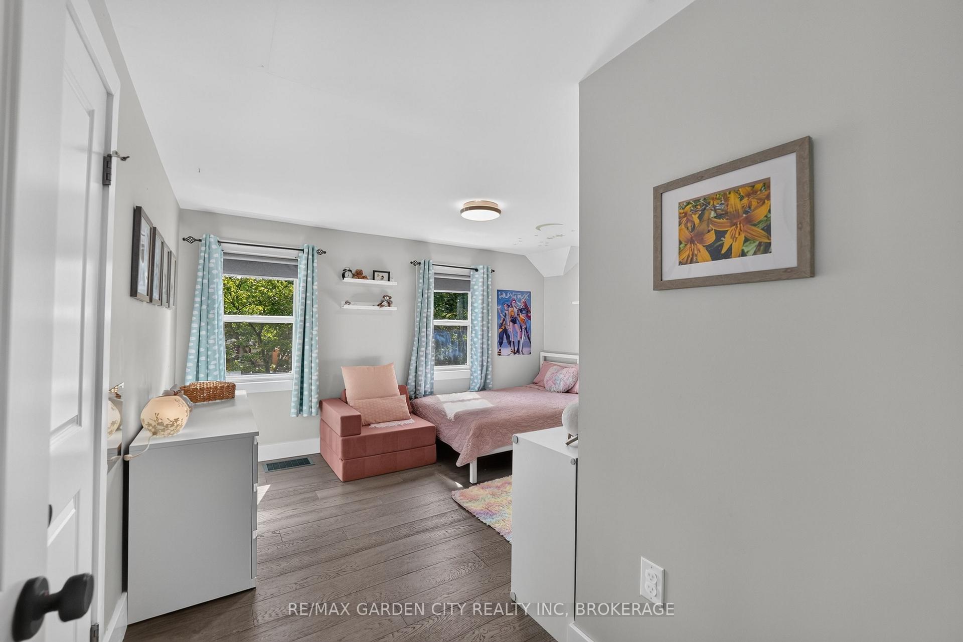 Photo 28 of 144 Highland Avenue, St. Catharines, Old Glenridge — HOMEH
