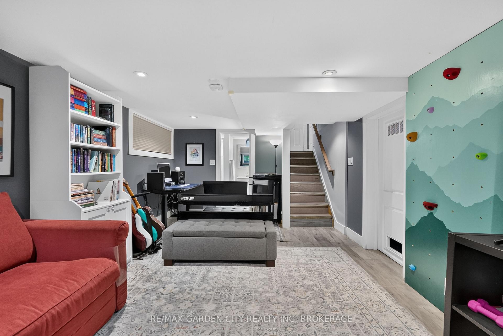 Photo 34 of 144 Highland Avenue, St. Catharines, Old Glenridge — HOMEH