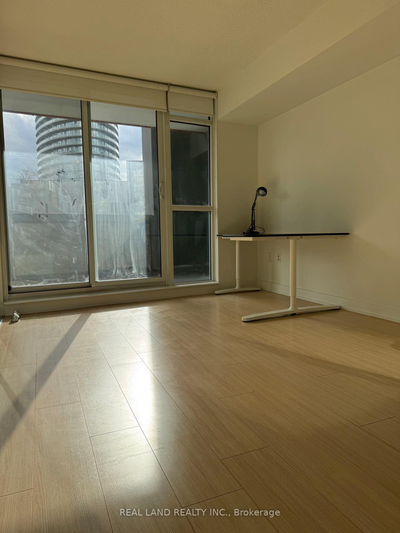 Photo 12 of Unit 301, 85 Queens Wharf Road, Toronto, Waterfront Communities — HOMEH