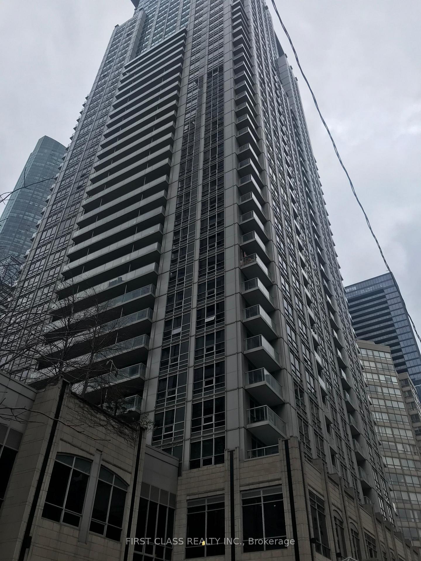 Photo 2 of Unit 607, 761 Bay Street, Toronto, Bay Street Corridor — HOMEH