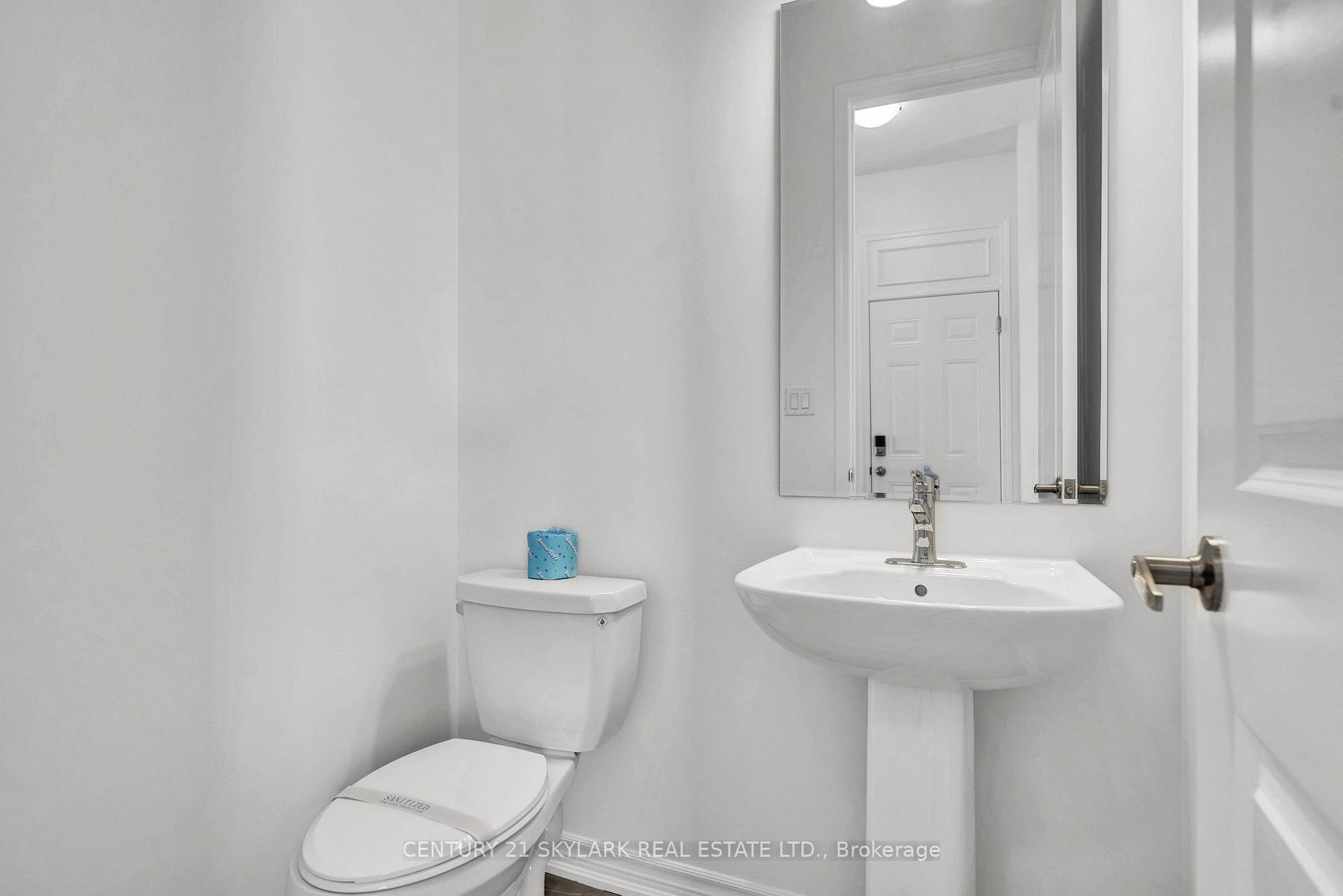 Photo 9 of 13 Vinewood Crescent, Barrie, Rural Barrie Southeast — HOMEH