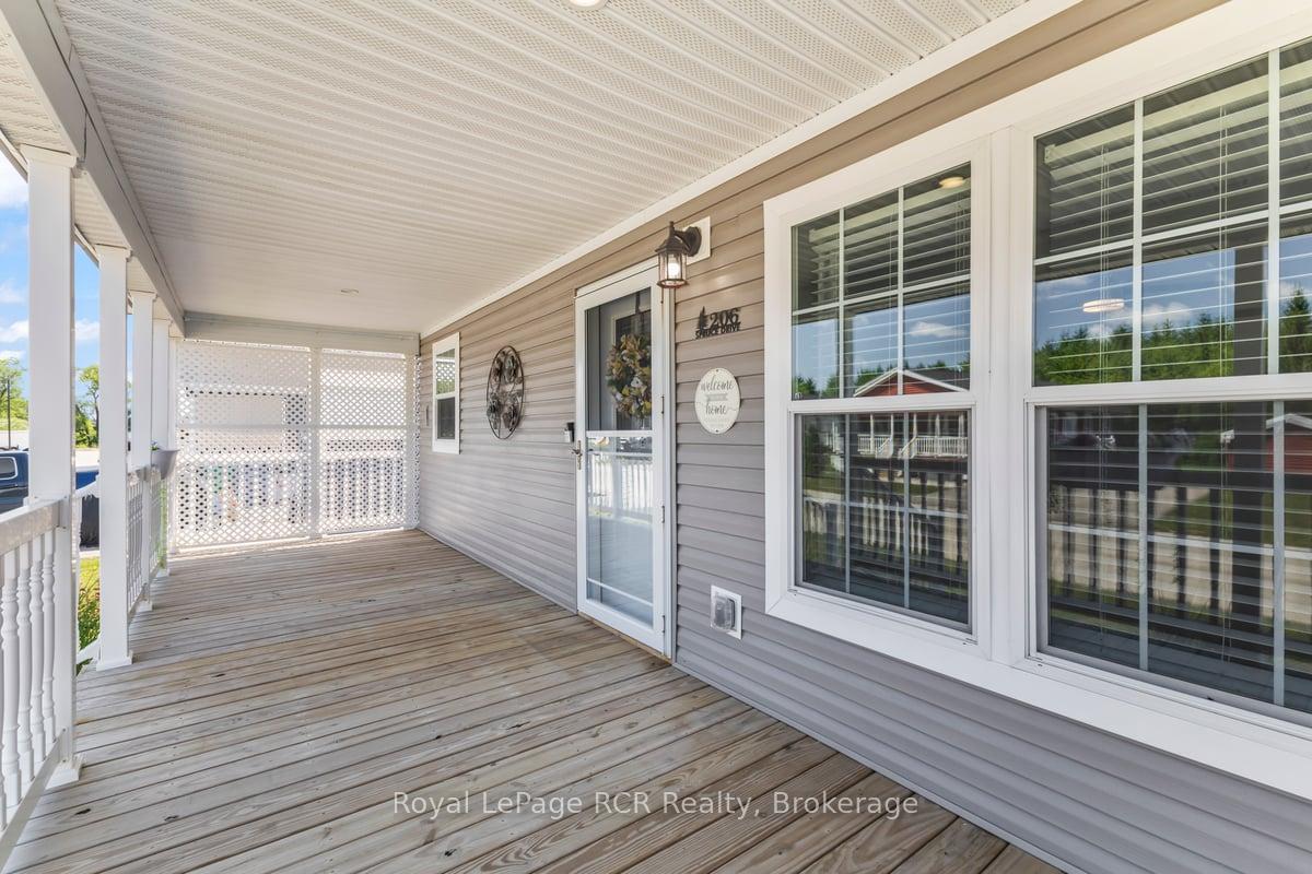 Photo 3 of 206 Spruce Drive, West Grey — HOMEH