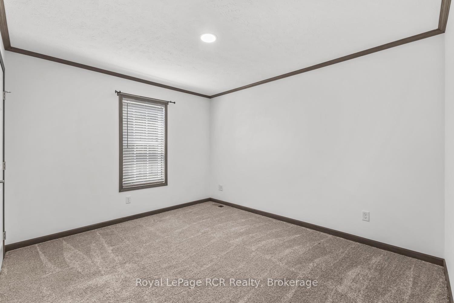 Photo 15 of 206 Spruce Drive, West Grey — HOMEH
