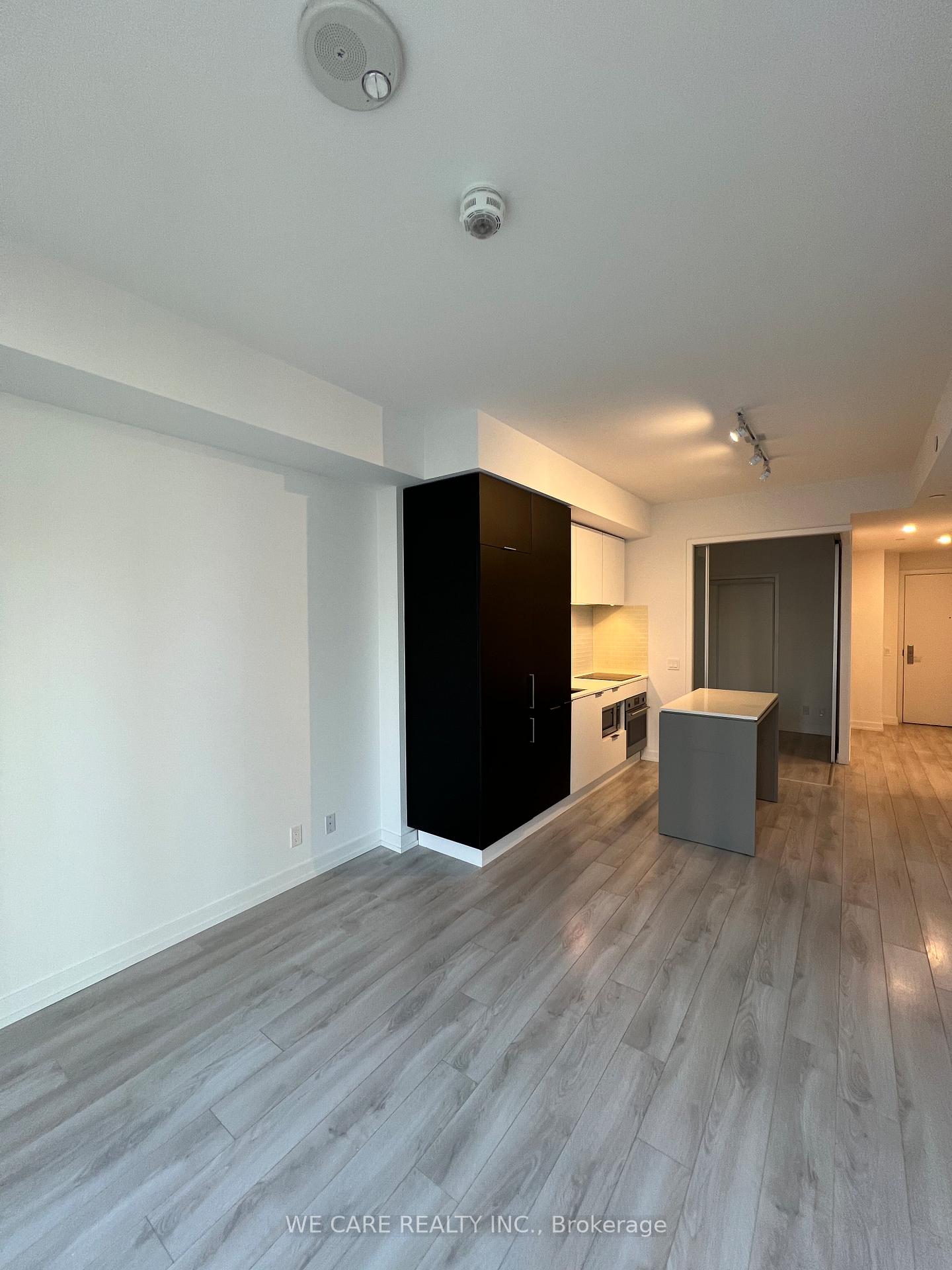 Photo 11 of Unit 1407, 33 Helendale Avenue, Toronto, Yonge-Eglinton — HOMEH