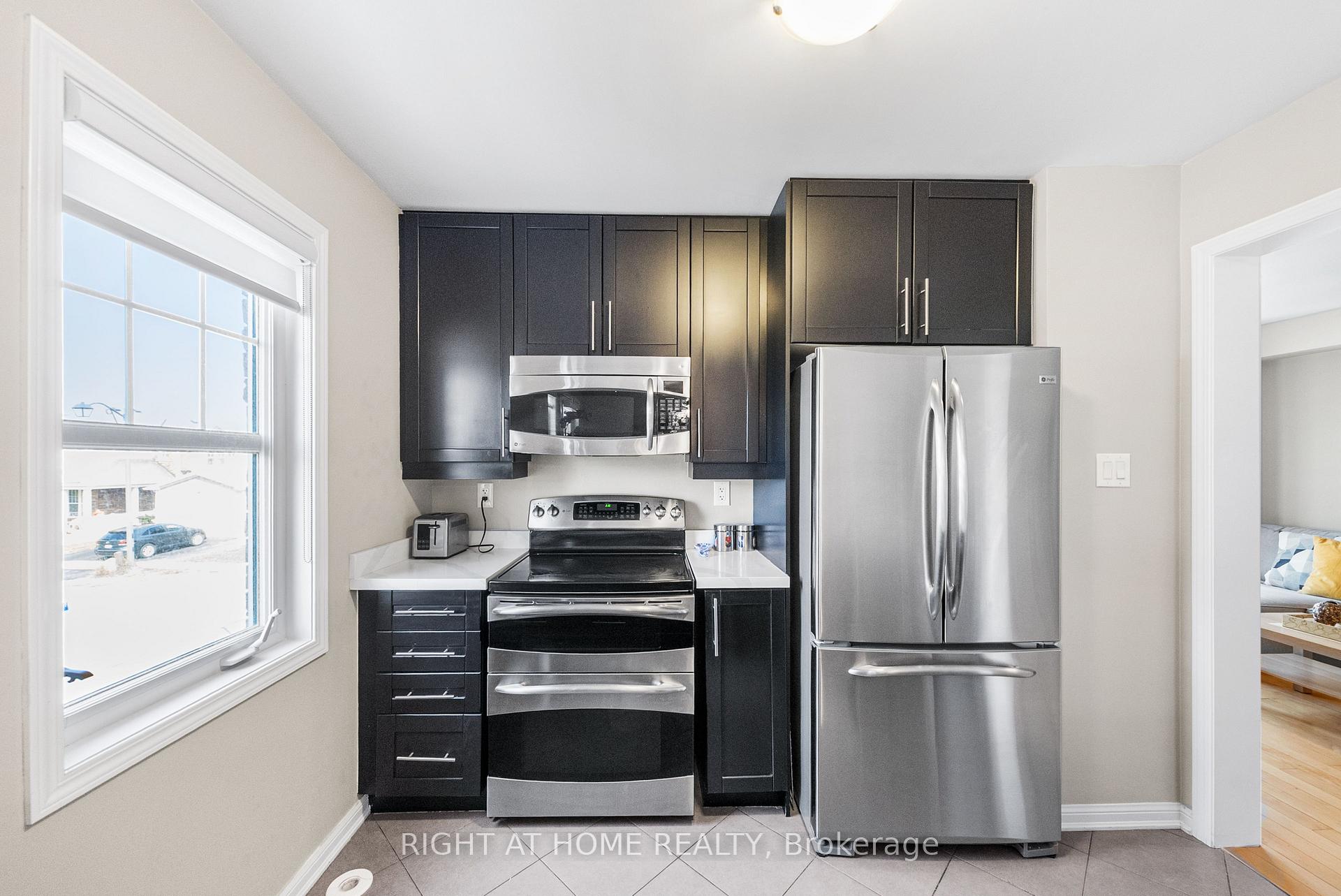 Photo 13 of 291 Woodley Acres, Milton, Willmott — HOMEH
