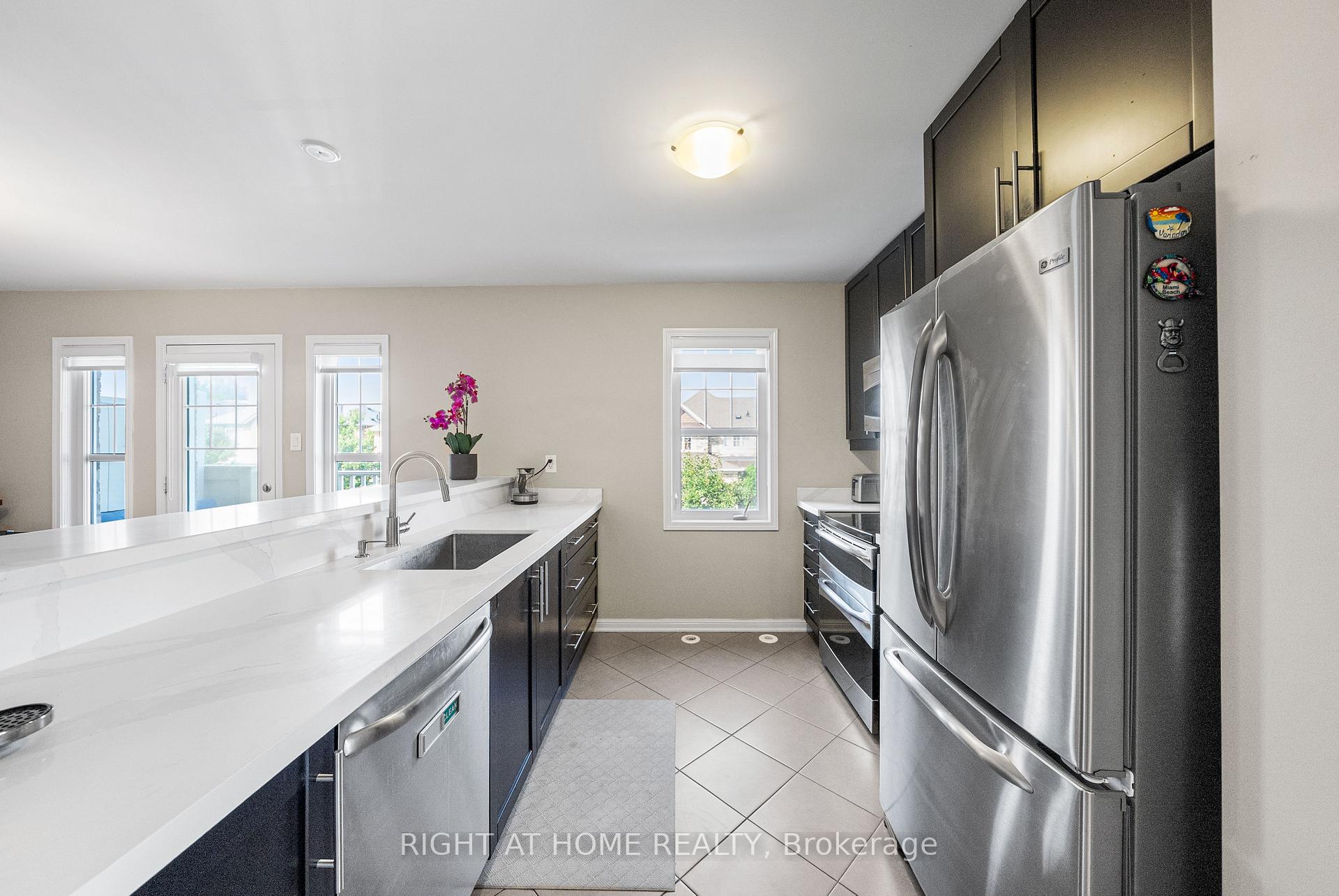 Photo 14 of 291 Woodley Acres, Milton, Willmott — HOMEH