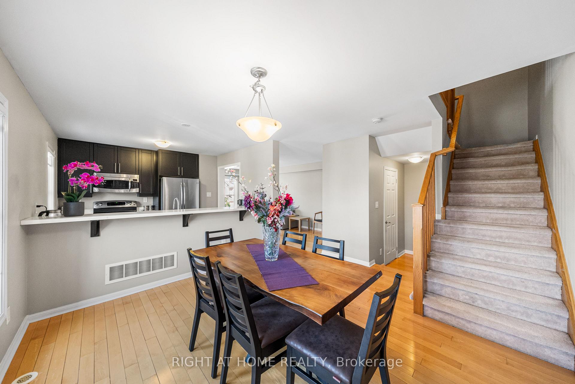 Photo 18 of 291 Woodley Acres, Milton, Willmott — HOMEH