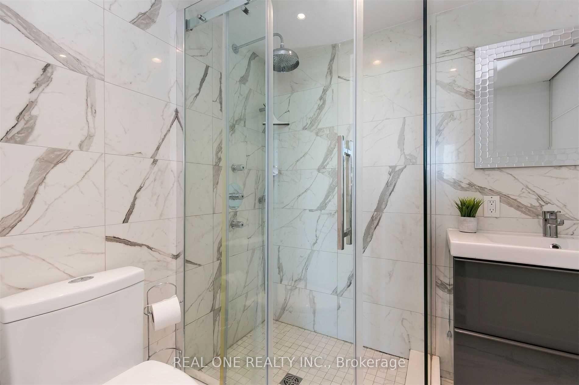 Photo 12 of Unit 1005, 2565 Erin Centre Boulevard, Mississauga, Central Erin Mills — HOMEH
