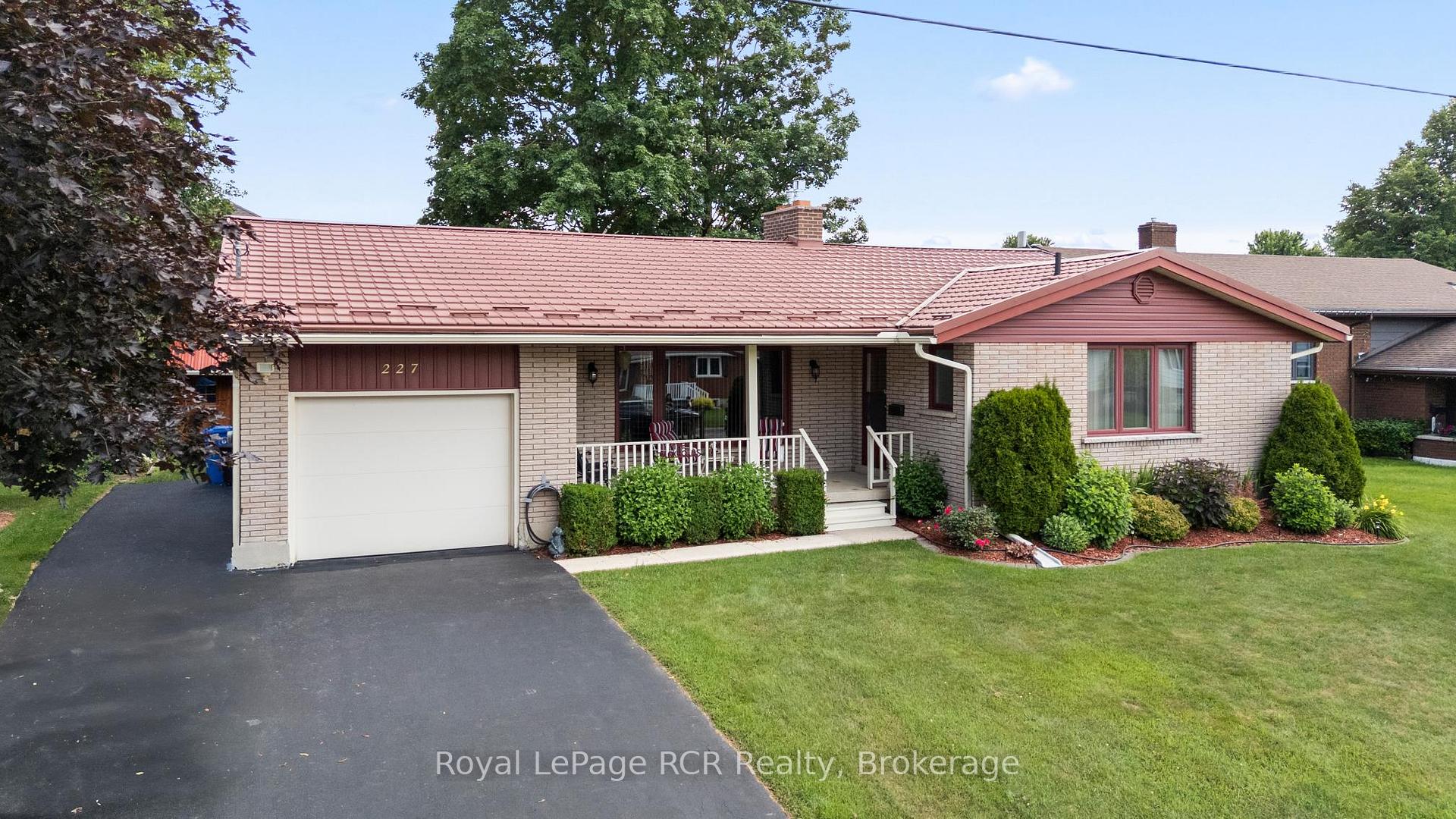 Photo 2 of 227 15th Avenue, Hanover — HOMEH