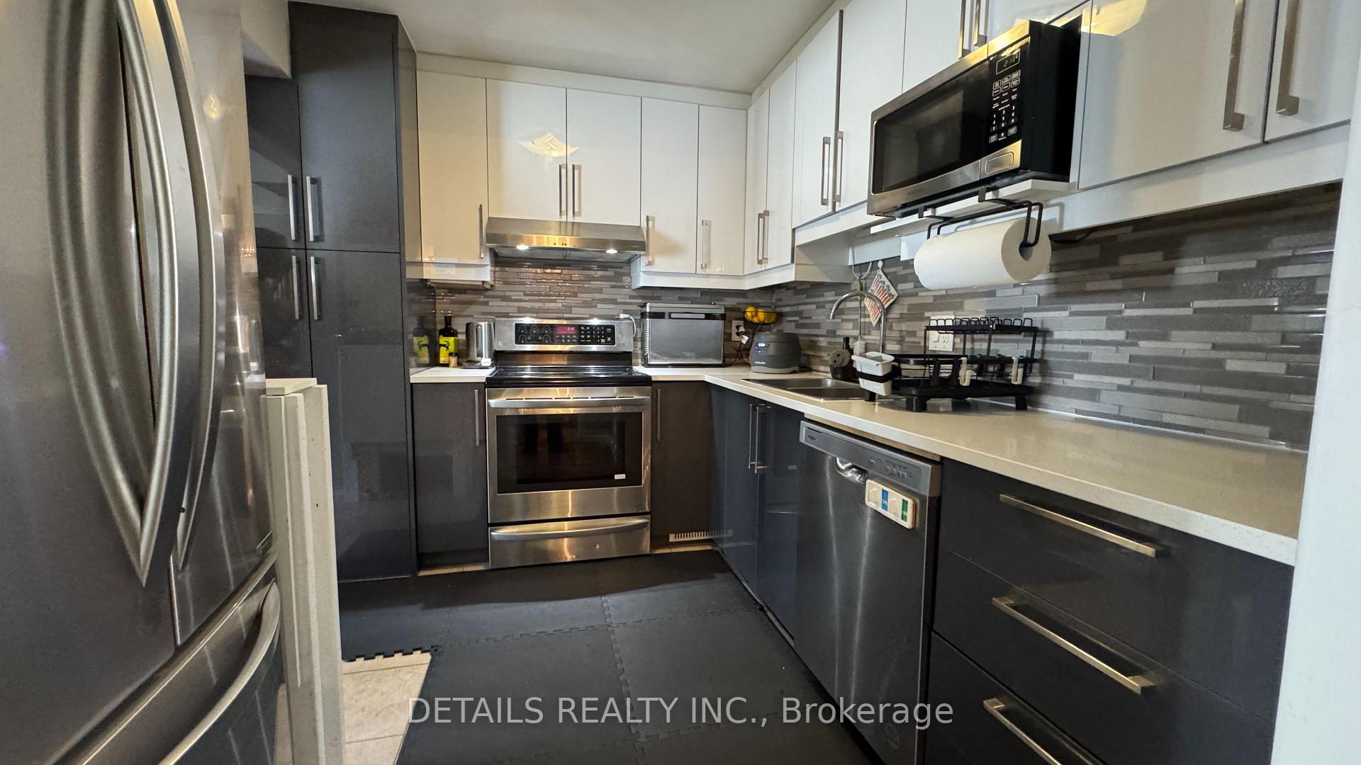 Photo 4 of 131 Markland Crescent, Ottawa, Barrhaven East — HOMEH