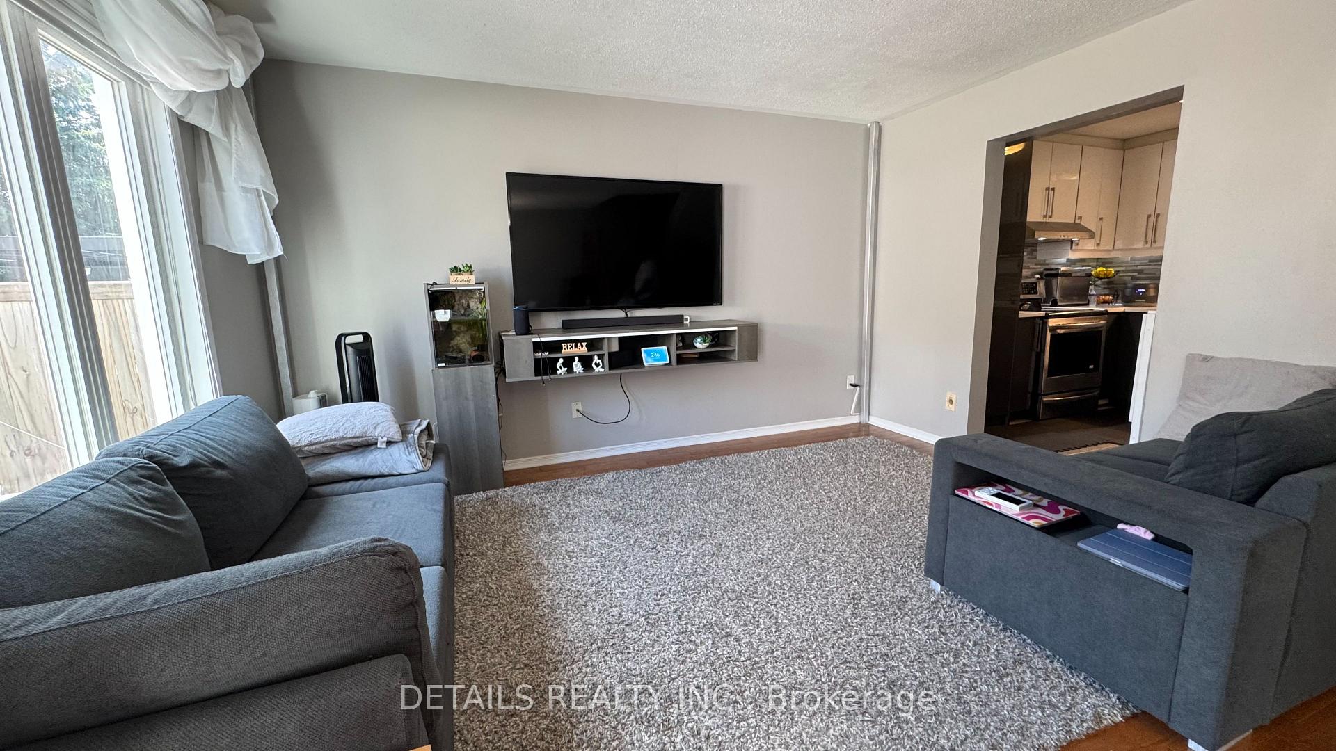 Photo 7 of 131 Markland Crescent, Ottawa, Barrhaven East — HOMEH