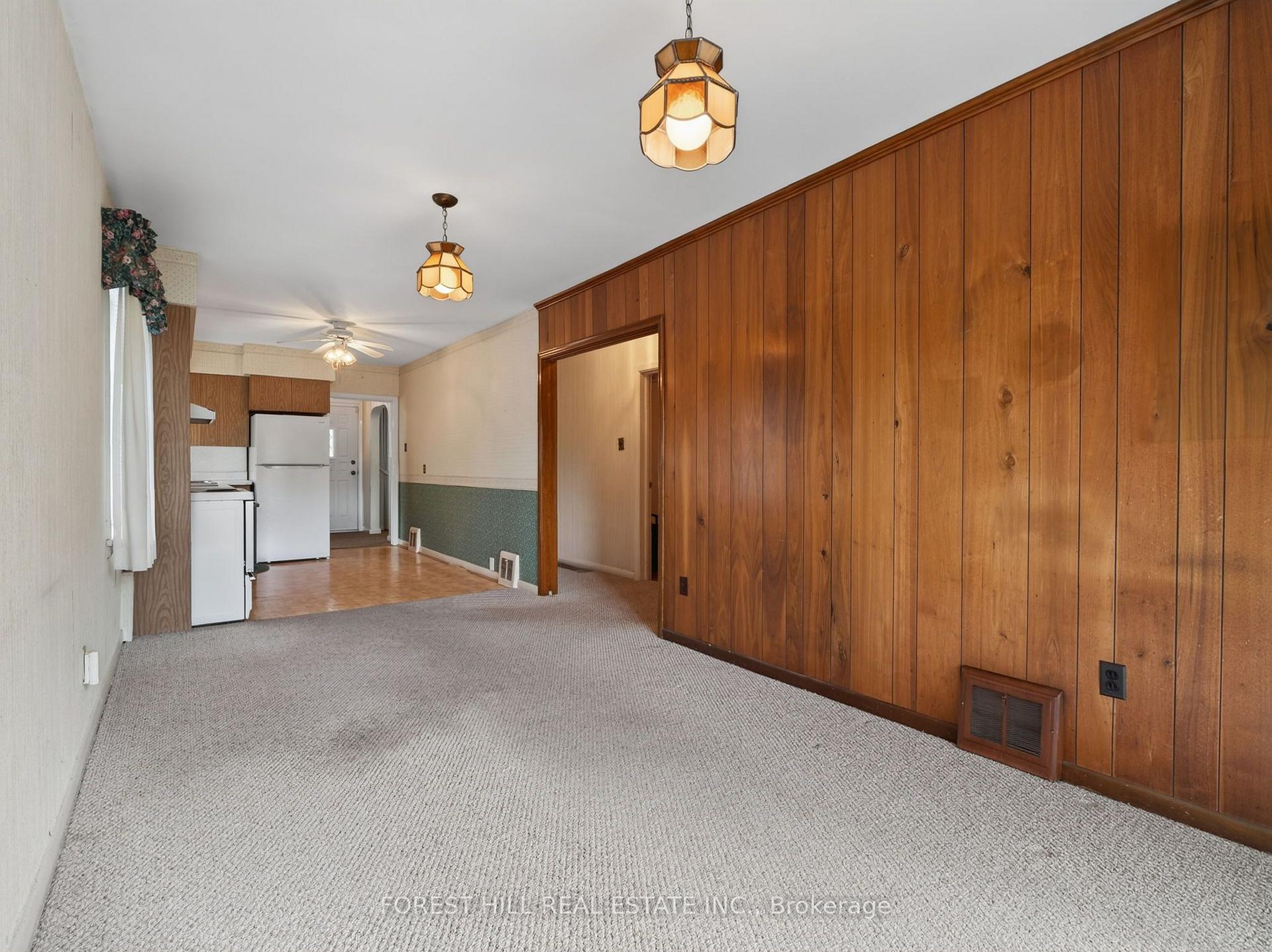 Photo 7 of 98 Marchington Circle, Scarborough, Wexford-Maryvale — HOMEH