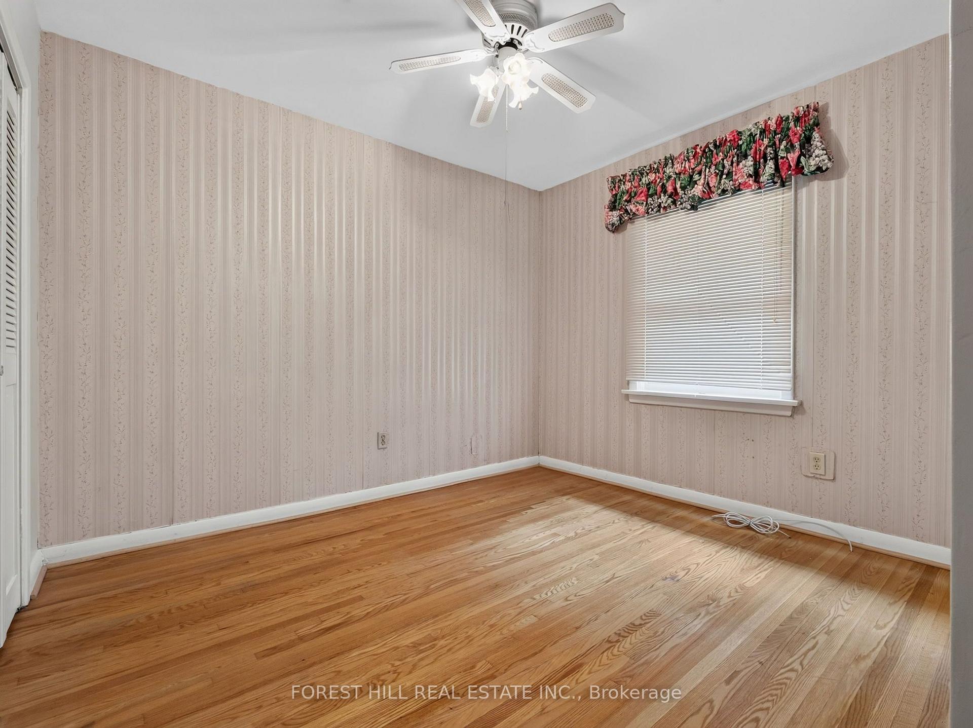 Photo 8 of 98 Marchington Circle, Scarborough, Wexford-Maryvale — HOMEH