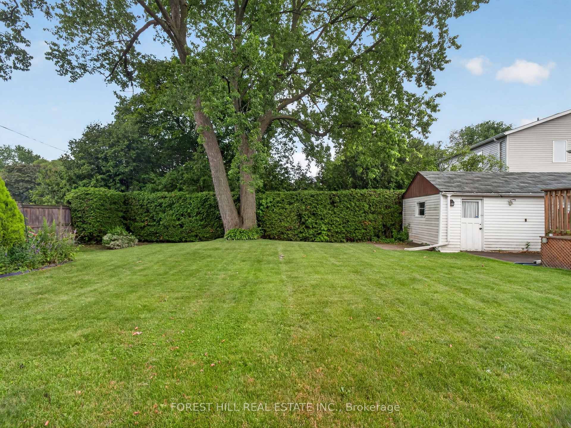 Photo 17 of 98 Marchington Circle, Scarborough, Wexford-Maryvale — HOMEH
