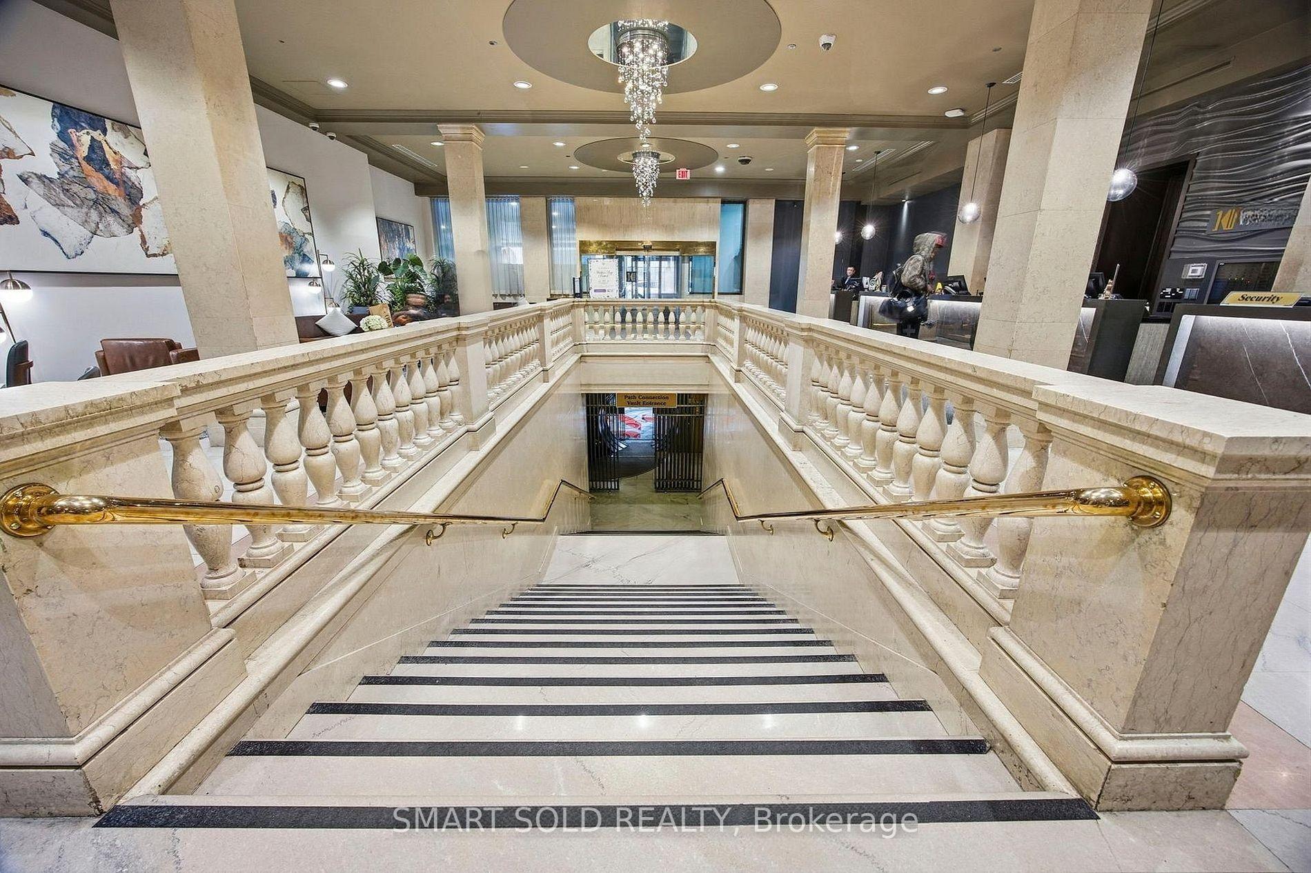 Photo 6 of Unit 2912, 1 King Street W, Toronto, Bay Street Corridor — HOMEH