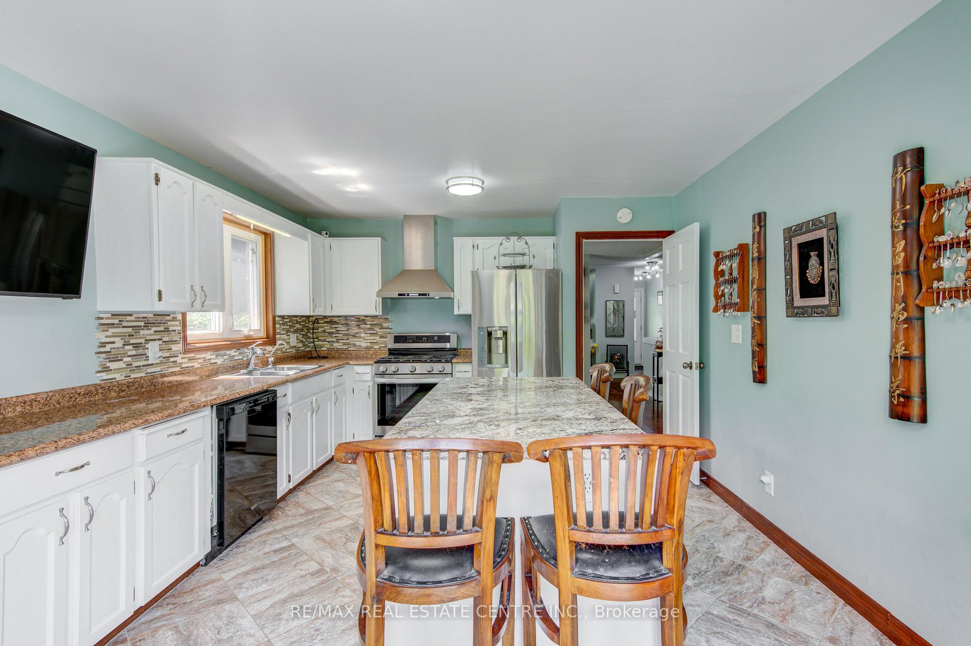 Photo 18 of 95 Allen Street, Tillsonburg — HOMEH