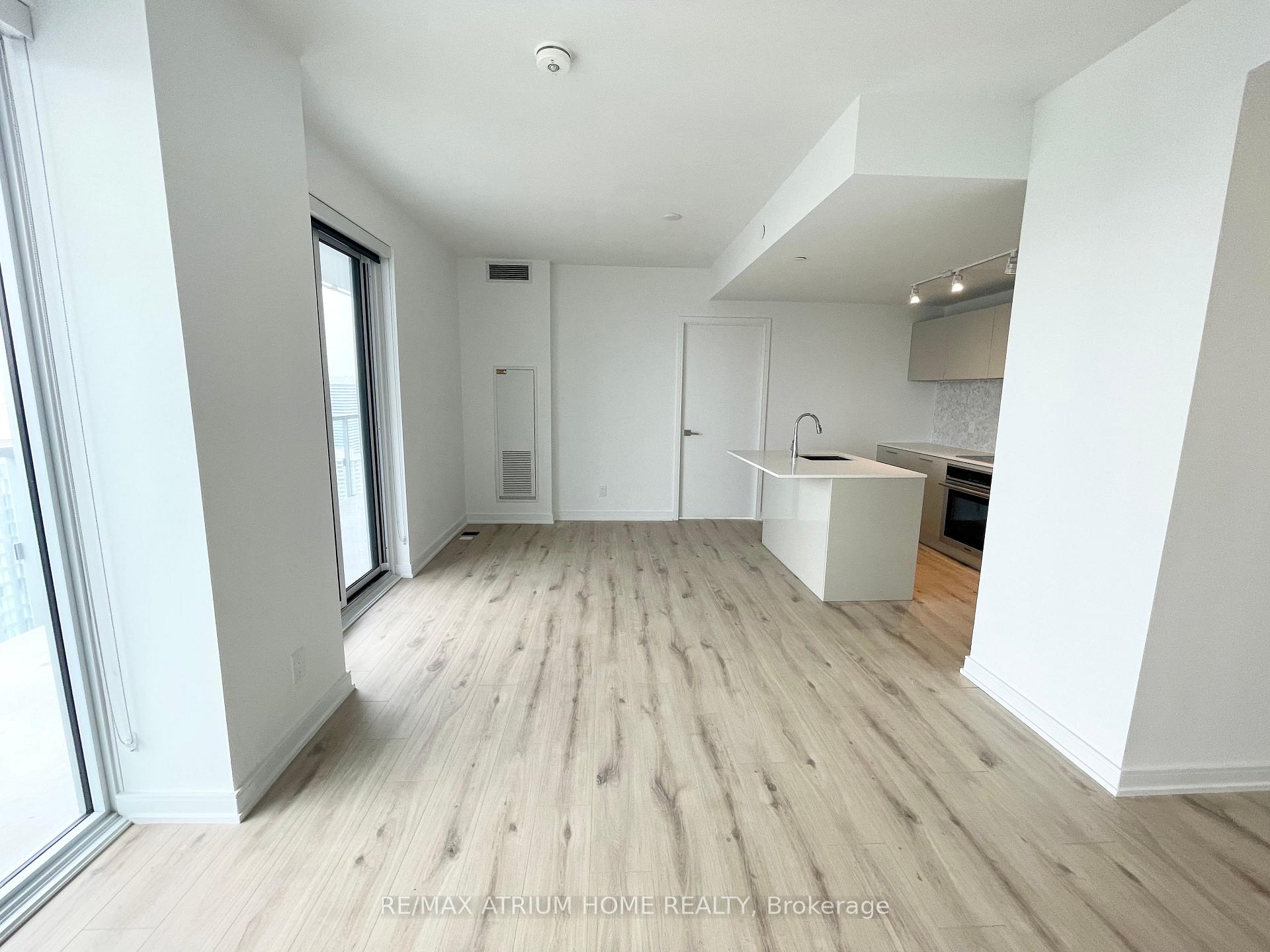 Photo 8 of Unit 4303, 3 Gloucester Street, Toronto, Church-Yonge Corridor — HOMEH