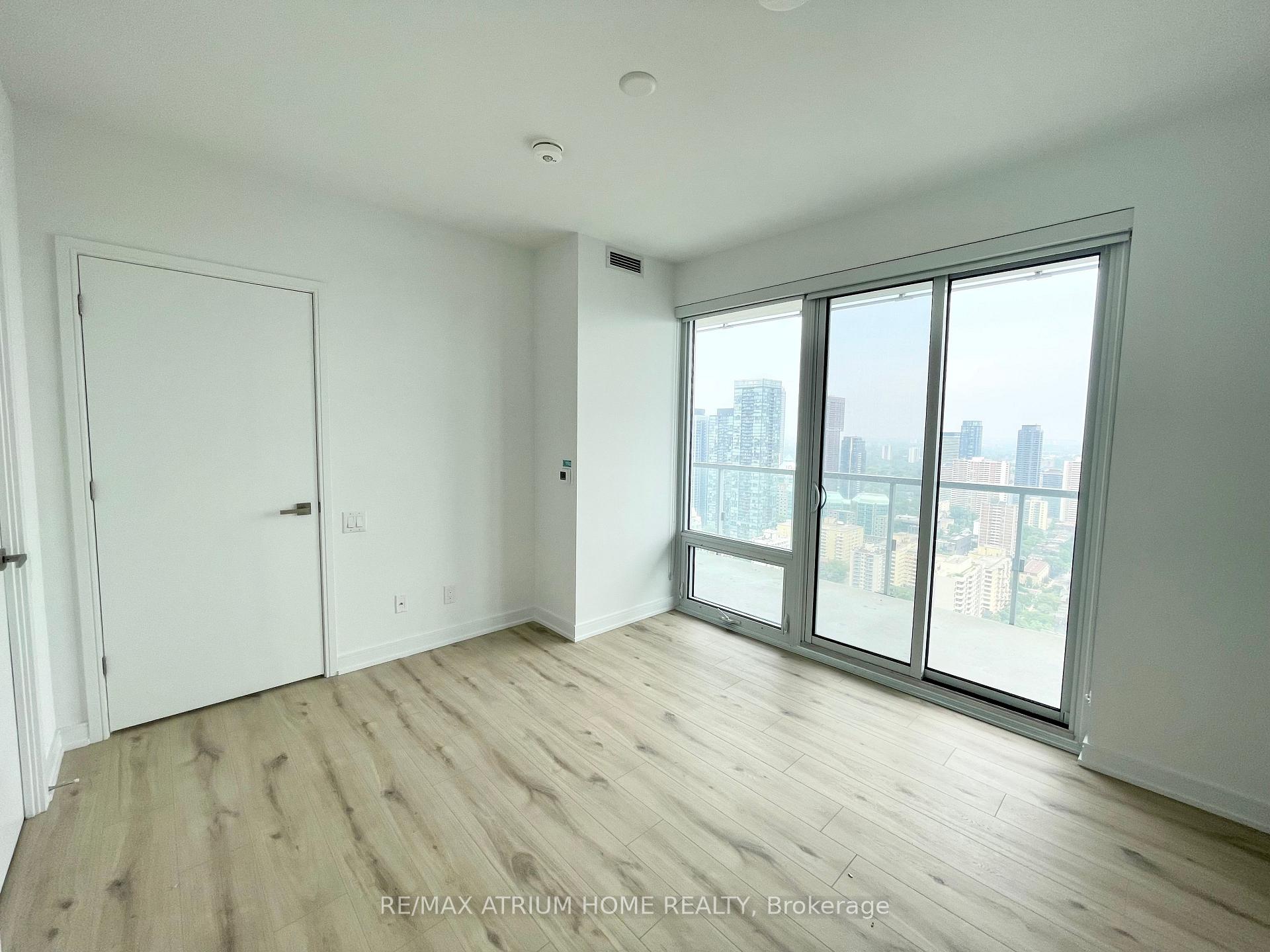 Photo 15 of Unit 4303, 3 Gloucester Street, Toronto, Church-Yonge Corridor — HOMEH