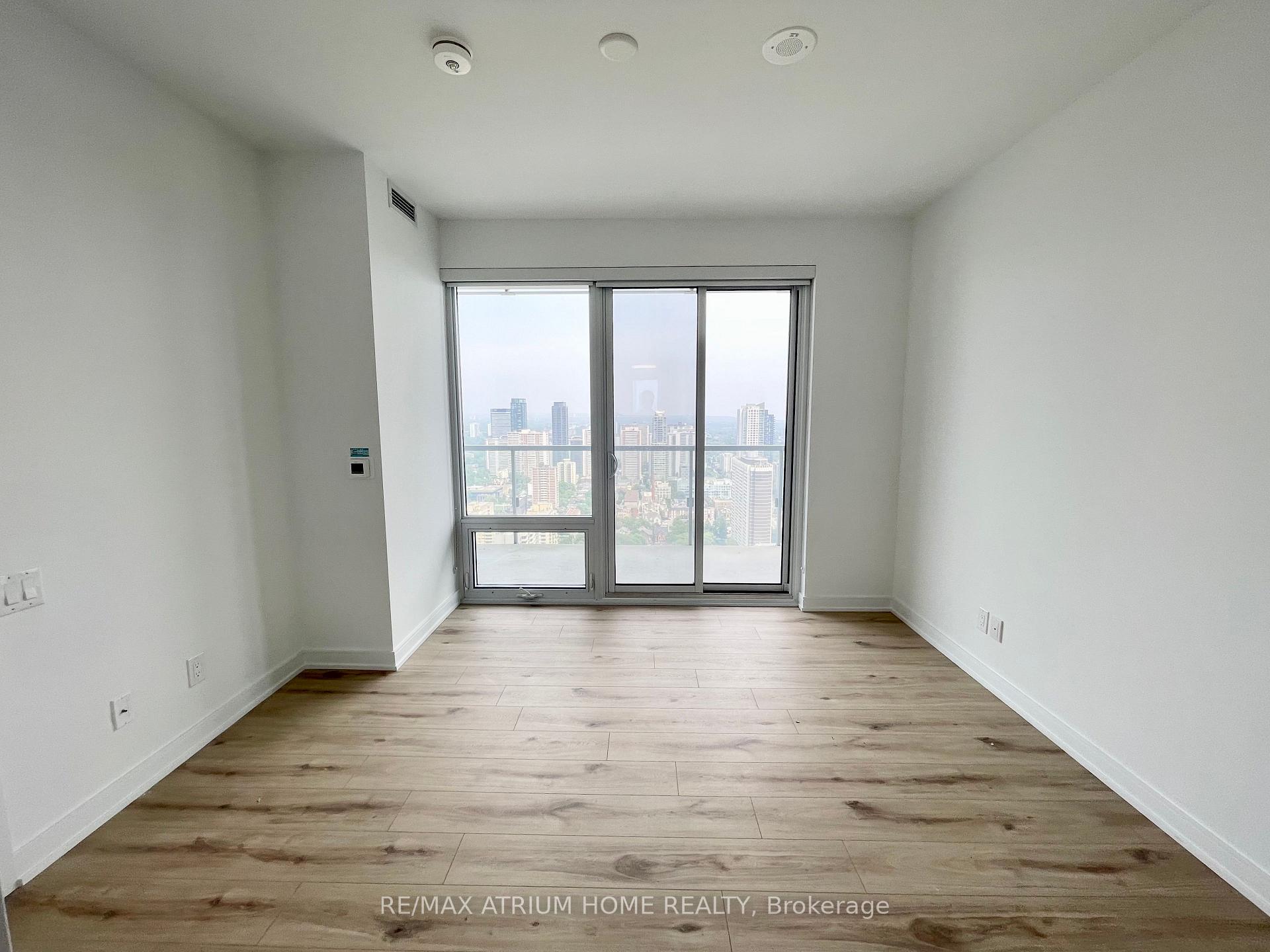 Photo 16 of Unit 4303, 3 Gloucester Street, Toronto, Church-Yonge Corridor — HOMEH