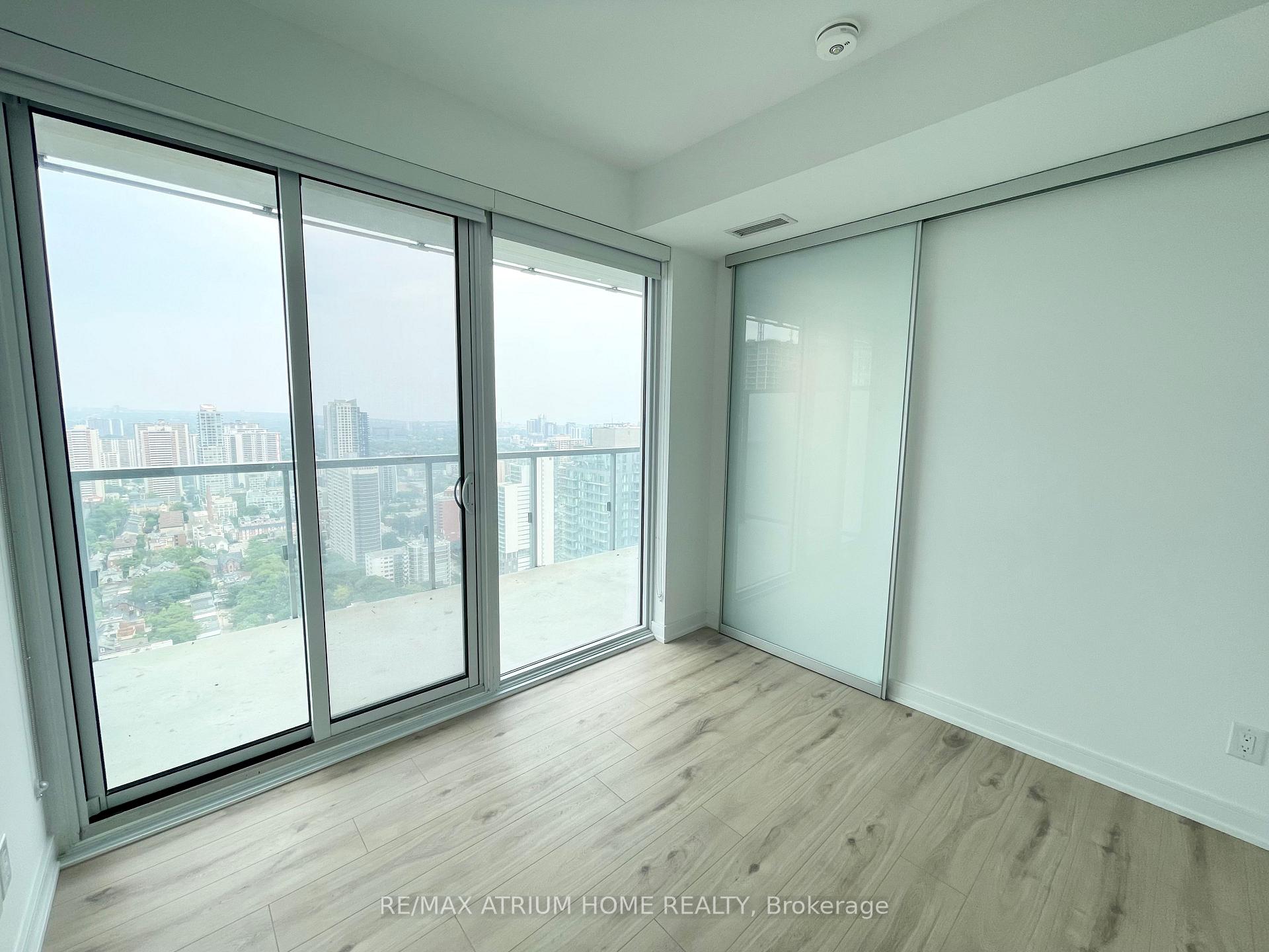 Photo 22 of Unit 4303, 3 Gloucester Street, Toronto, Church-Yonge Corridor — HOMEH
