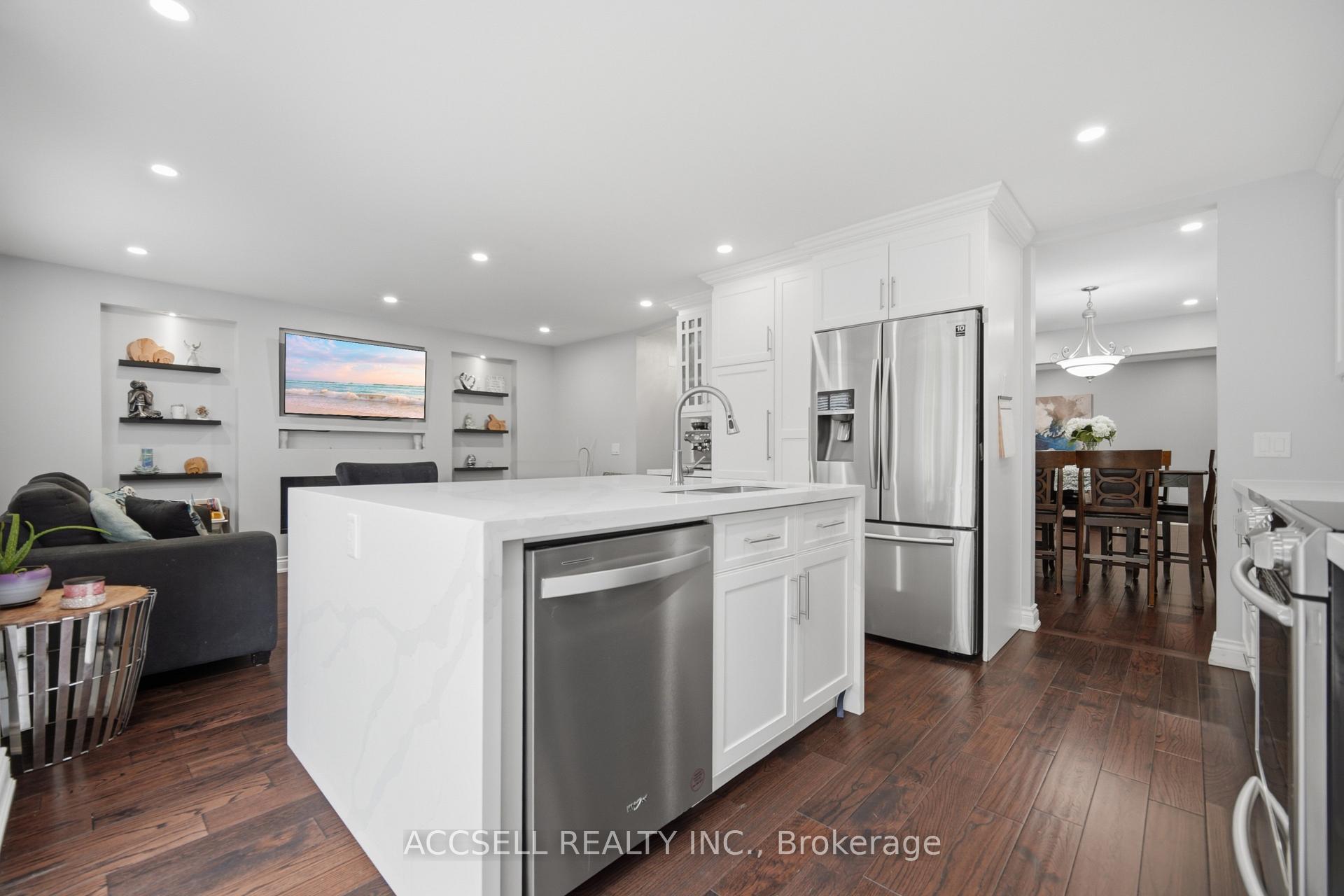 Photo 21 of 32 Niles Court, Brampton, Westgate — HOMEH