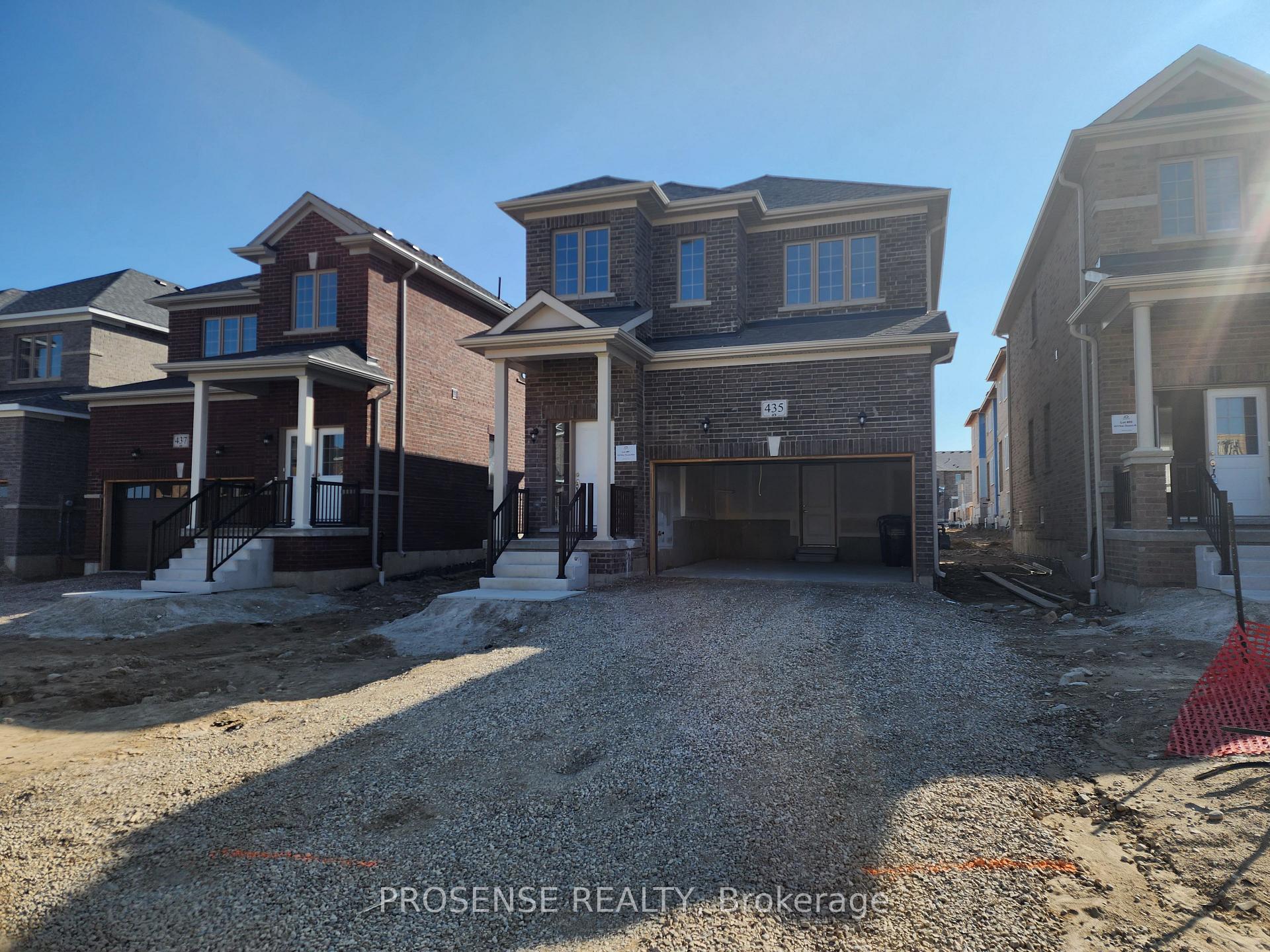 Photo 2 of 435 Van Dusen Avenue, Southgate — HOMEH