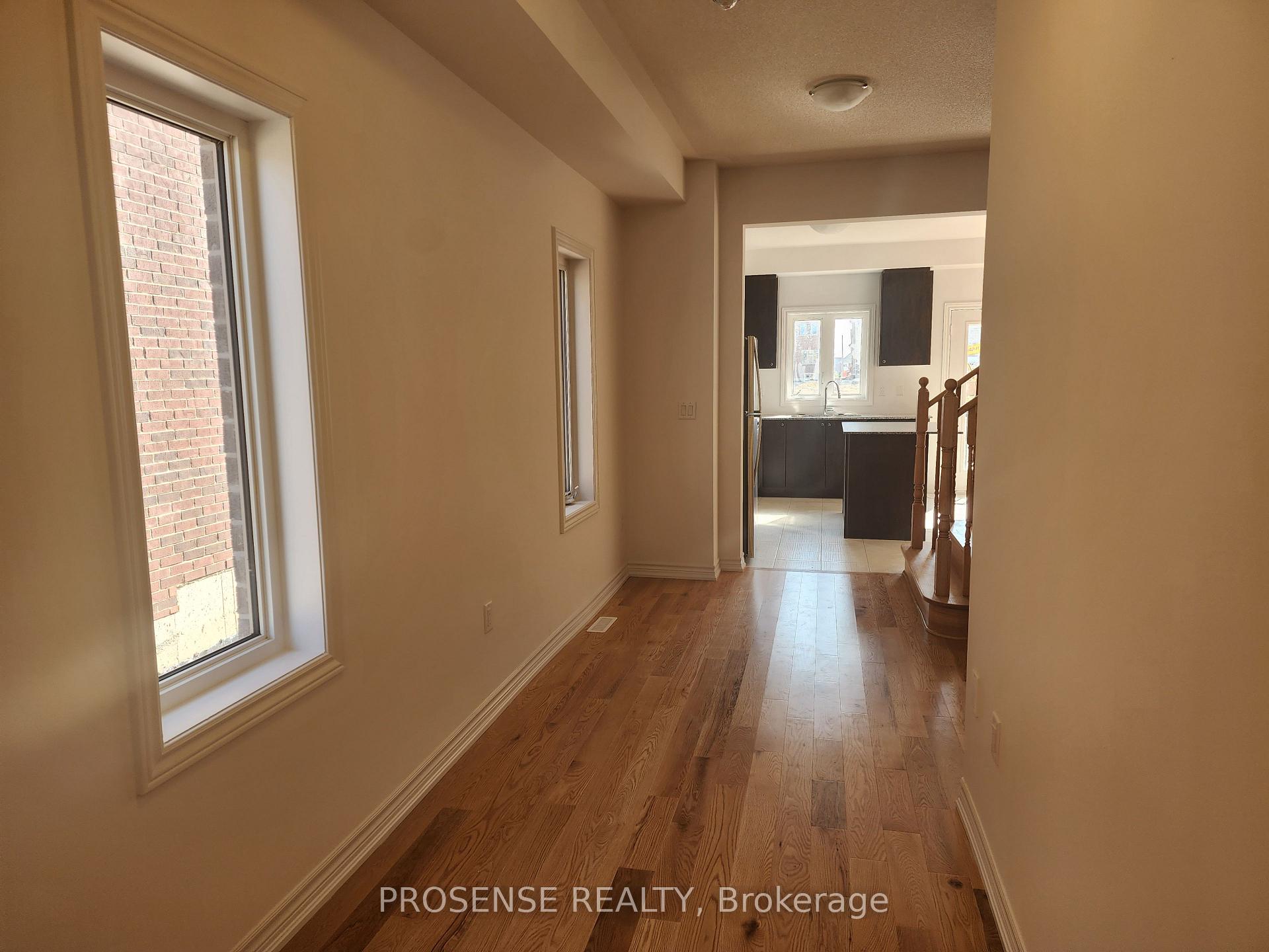 Photo 7 of 435 Van Dusen Avenue, Southgate — HOMEH