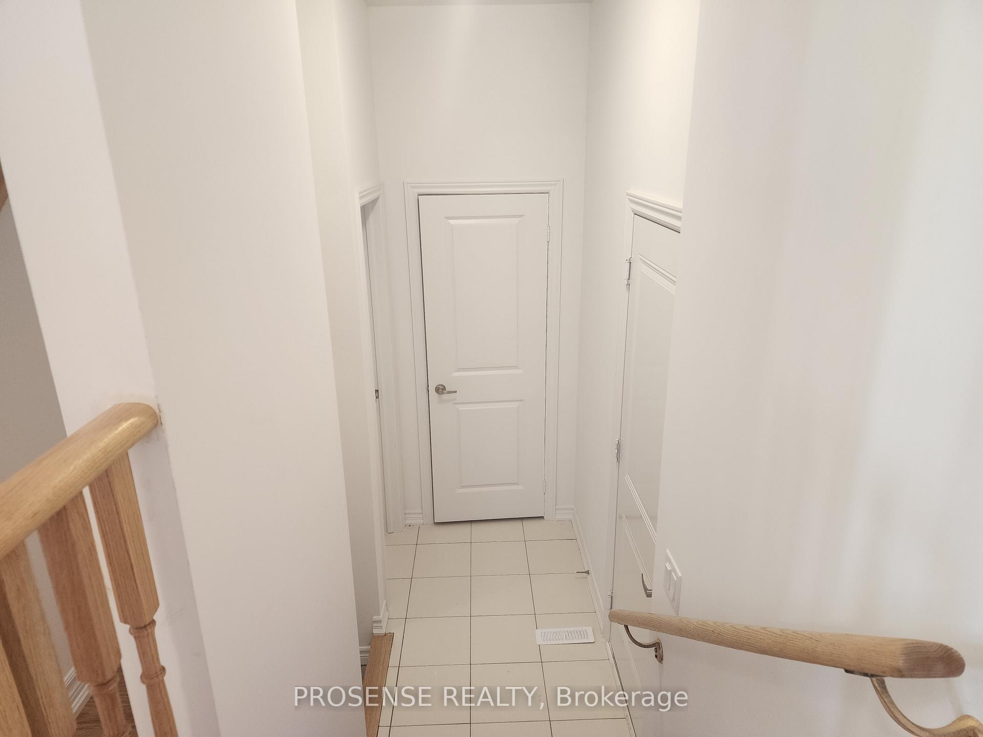 Photo 13 of 435 Van Dusen Avenue, Southgate — HOMEH